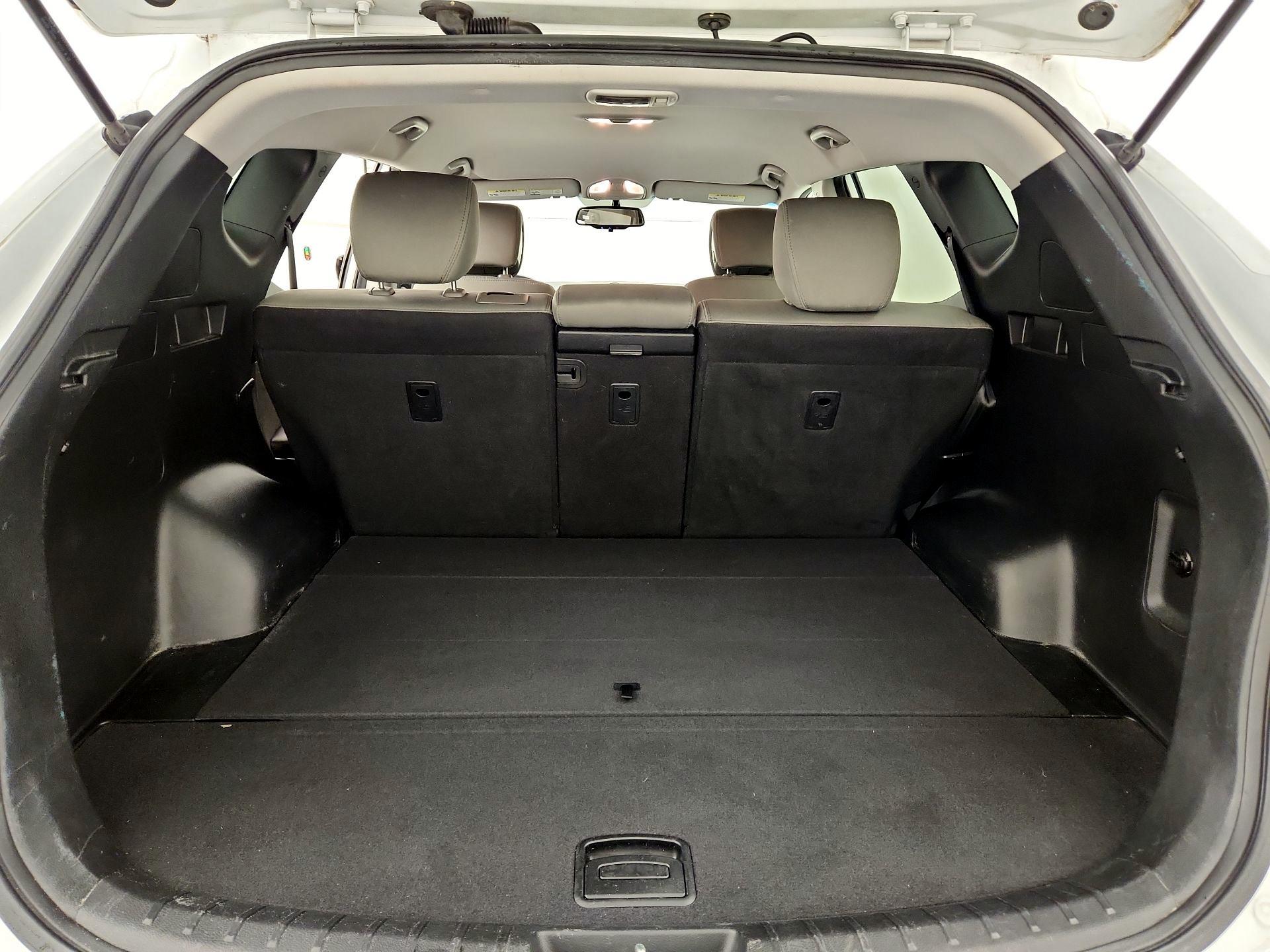 Thumbnail: 2018 Hyundai Santa Fe - 20