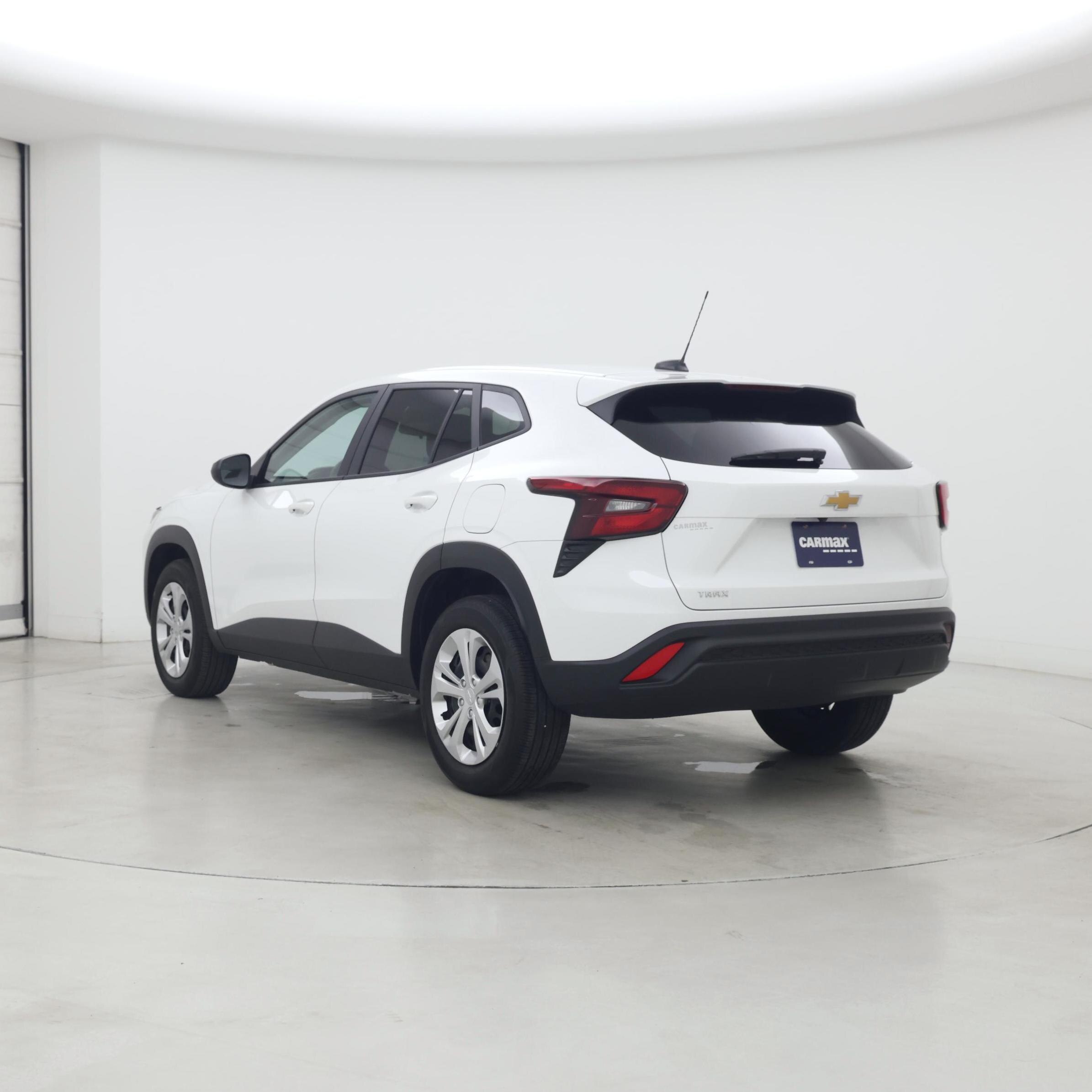 Thumbnail: 2025 Chevrolet Trax - 2