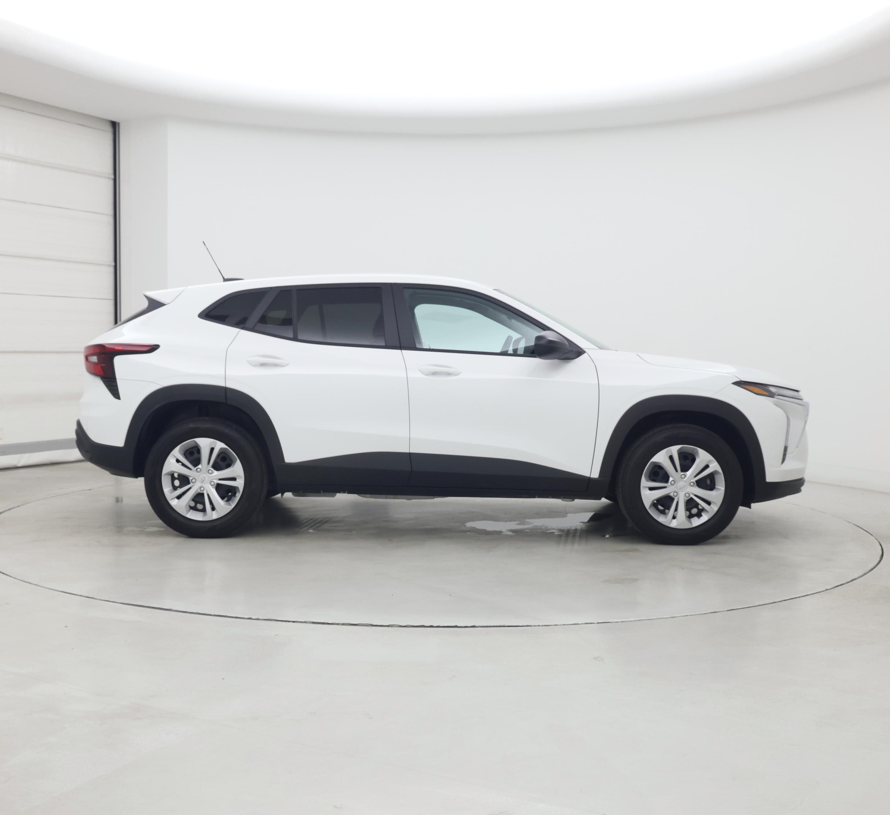 Thumbnail: 2025 Chevrolet Trax - 7