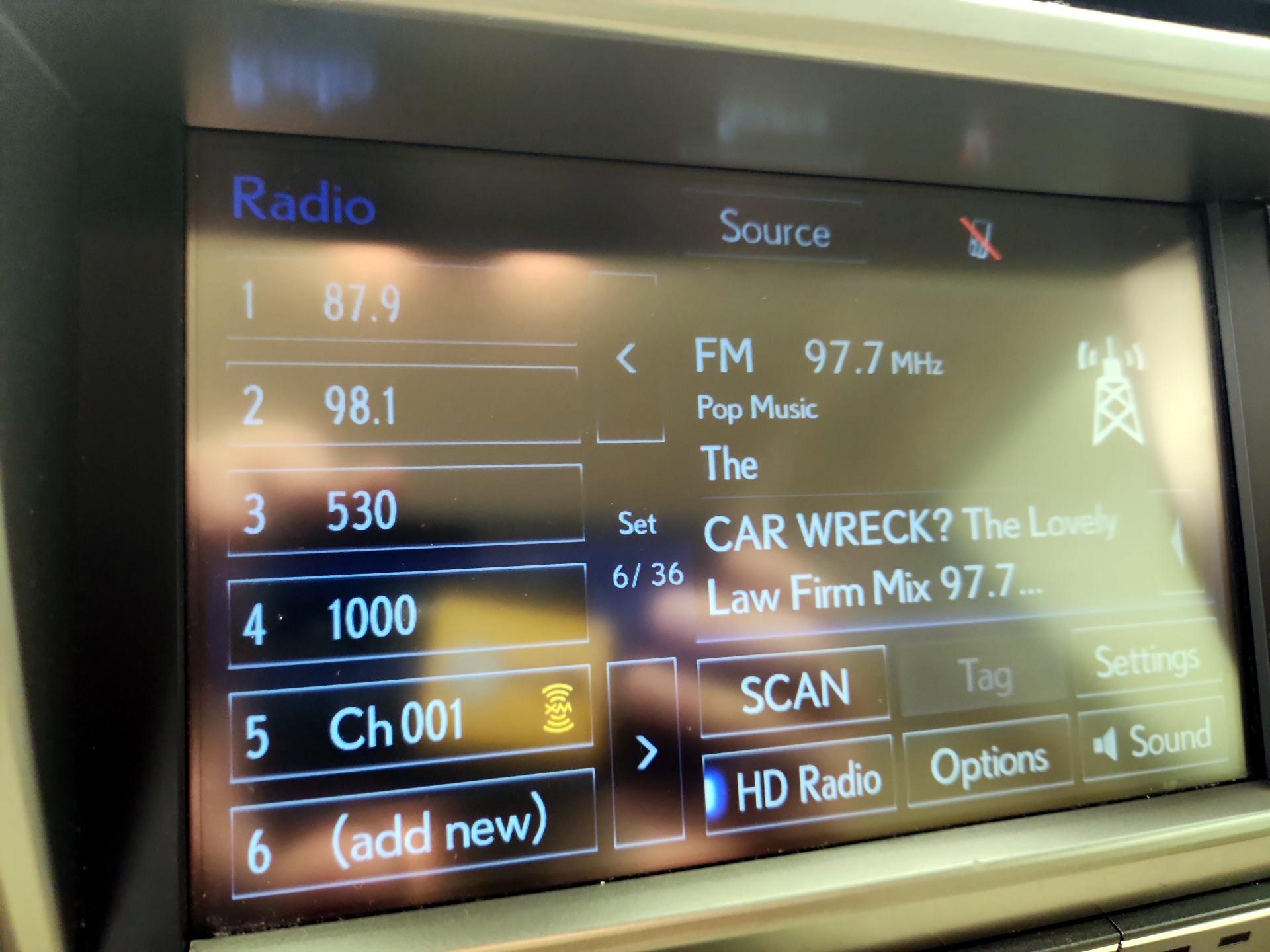 Thumbnail: 2020 Lexus GX - 16