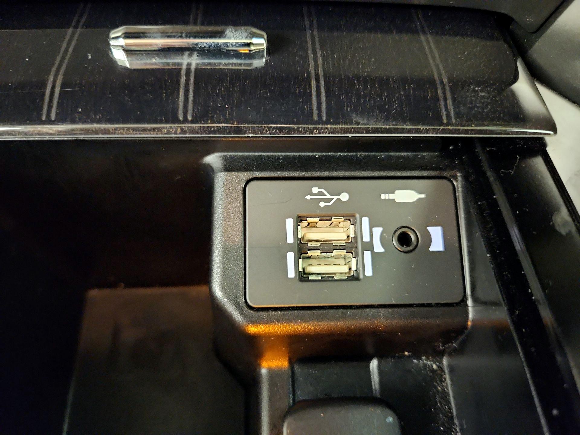 Thumbnail: 2020 Lexus GX - 19