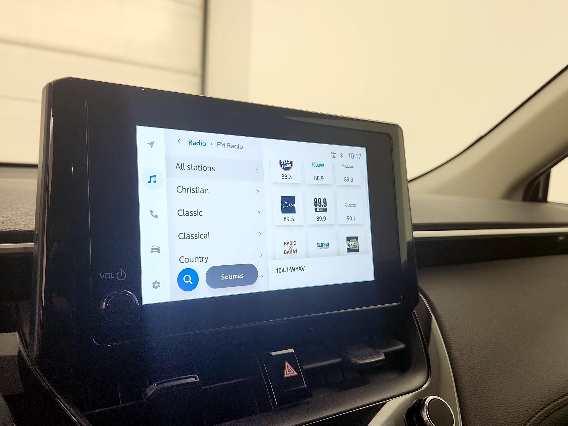 Thumbnail: 2023 Toyota Corolla Cross - 15