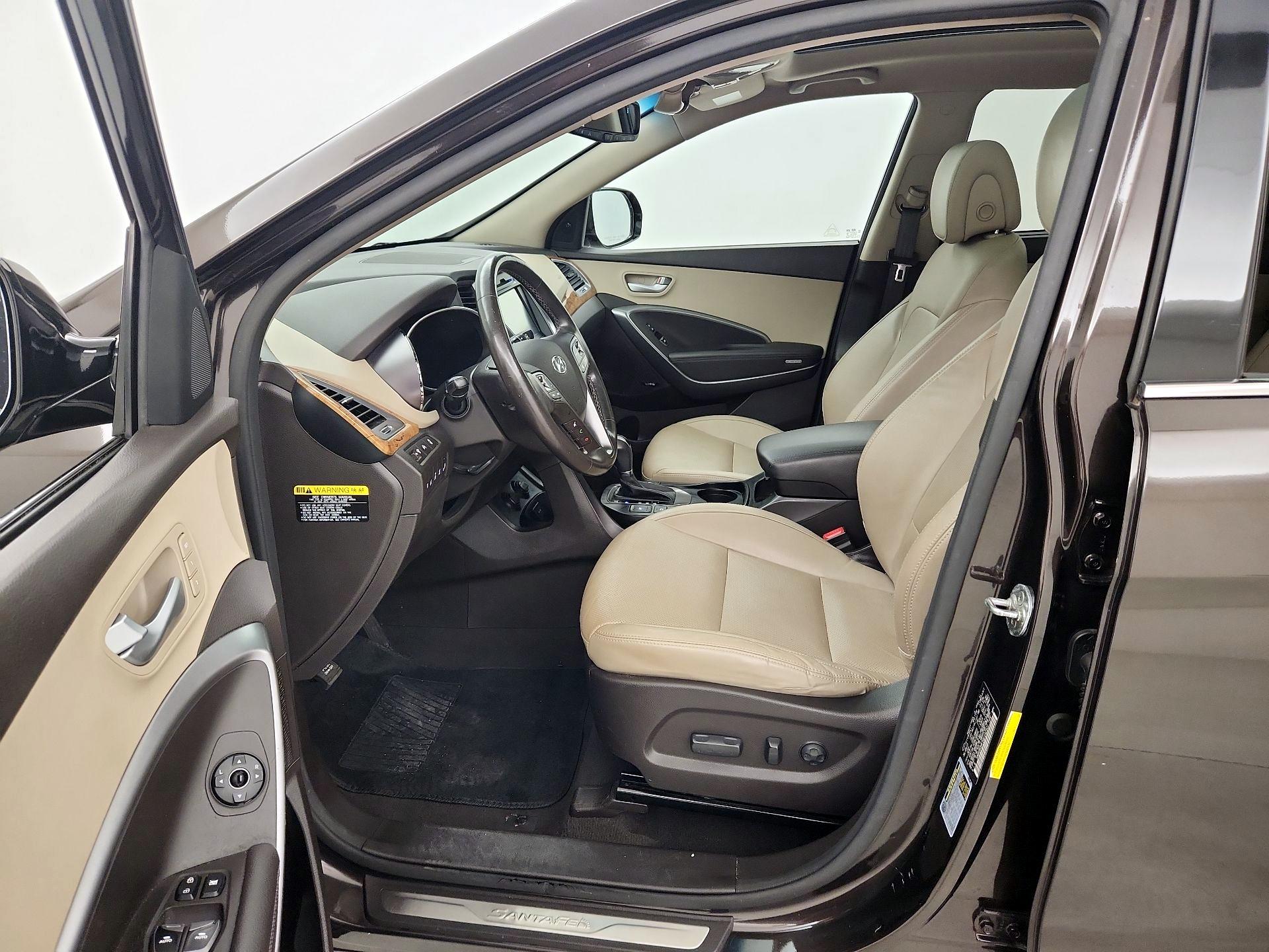 Thumbnail: 2016 Hyundai Santa Fe - 11