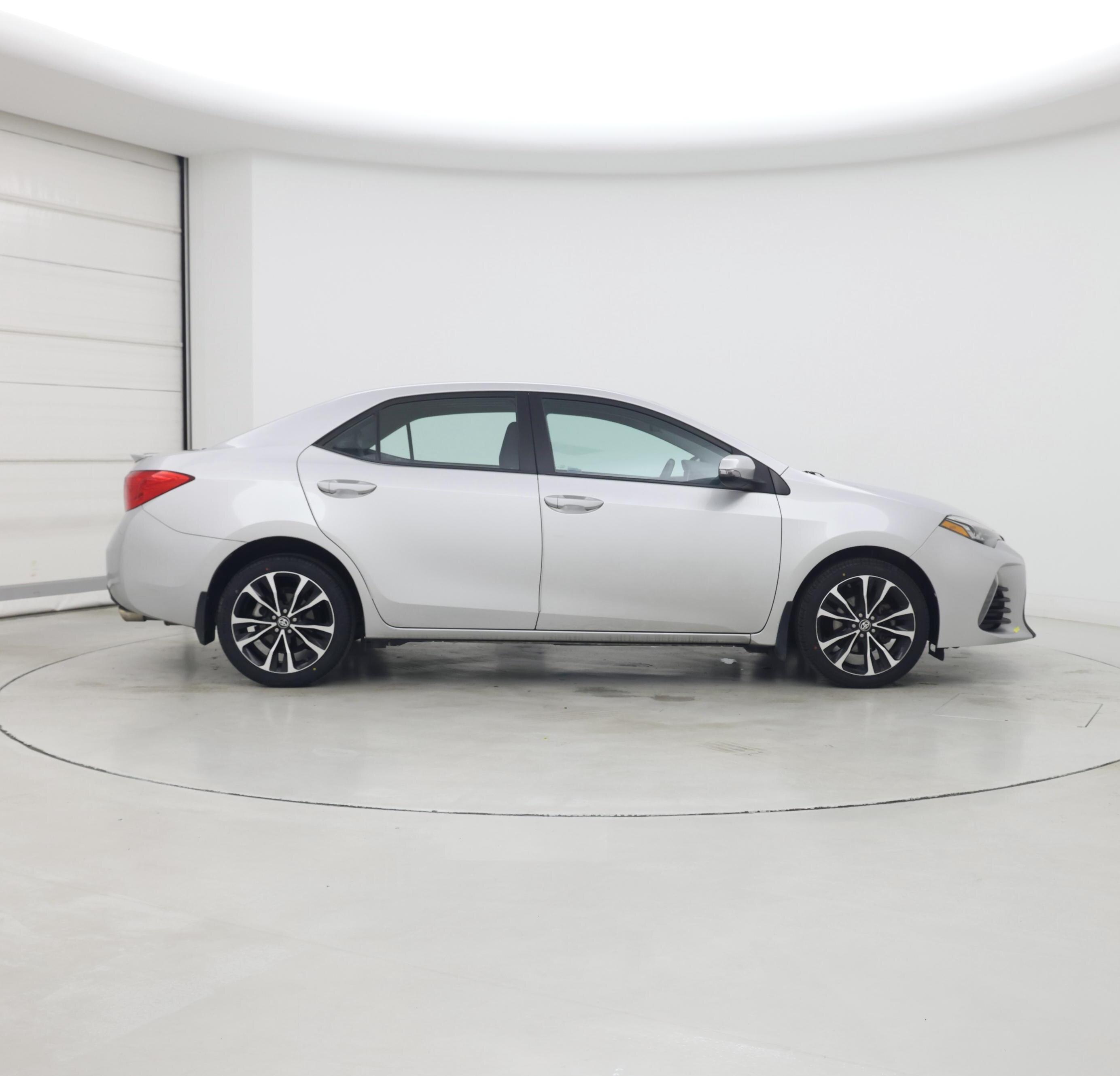 Thumbnail: 2018 Toyota Corolla - 7