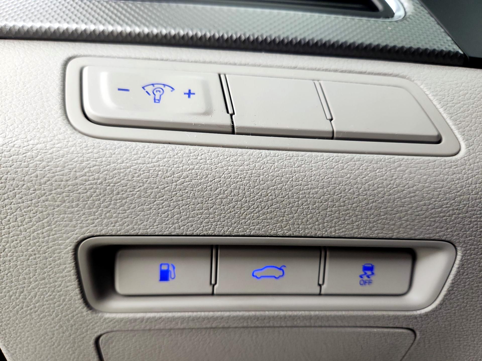 Thumbnail: 2016 Hyundai Sonata - 13