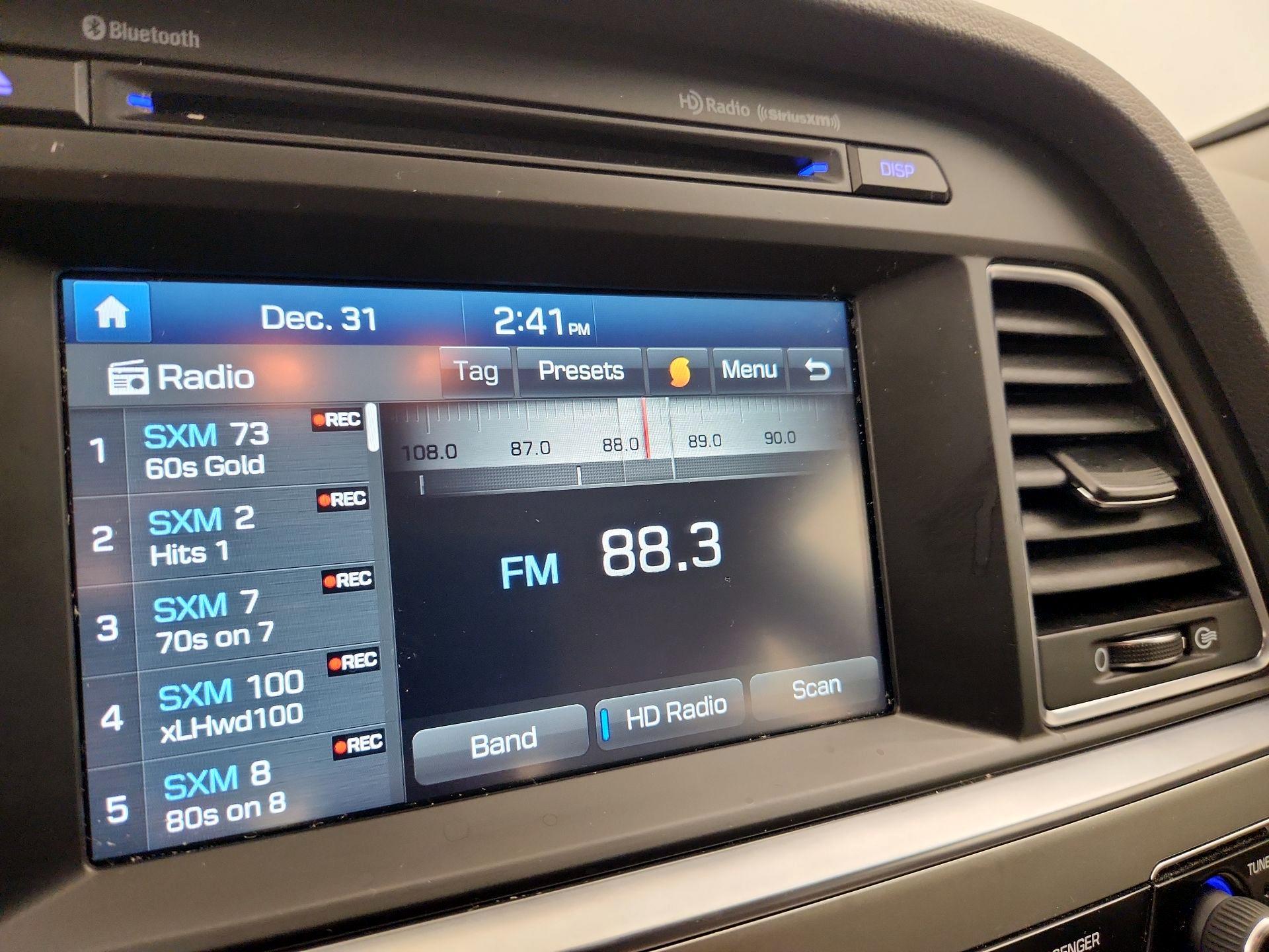 Thumbnail: 2016 Hyundai Sonata - 15