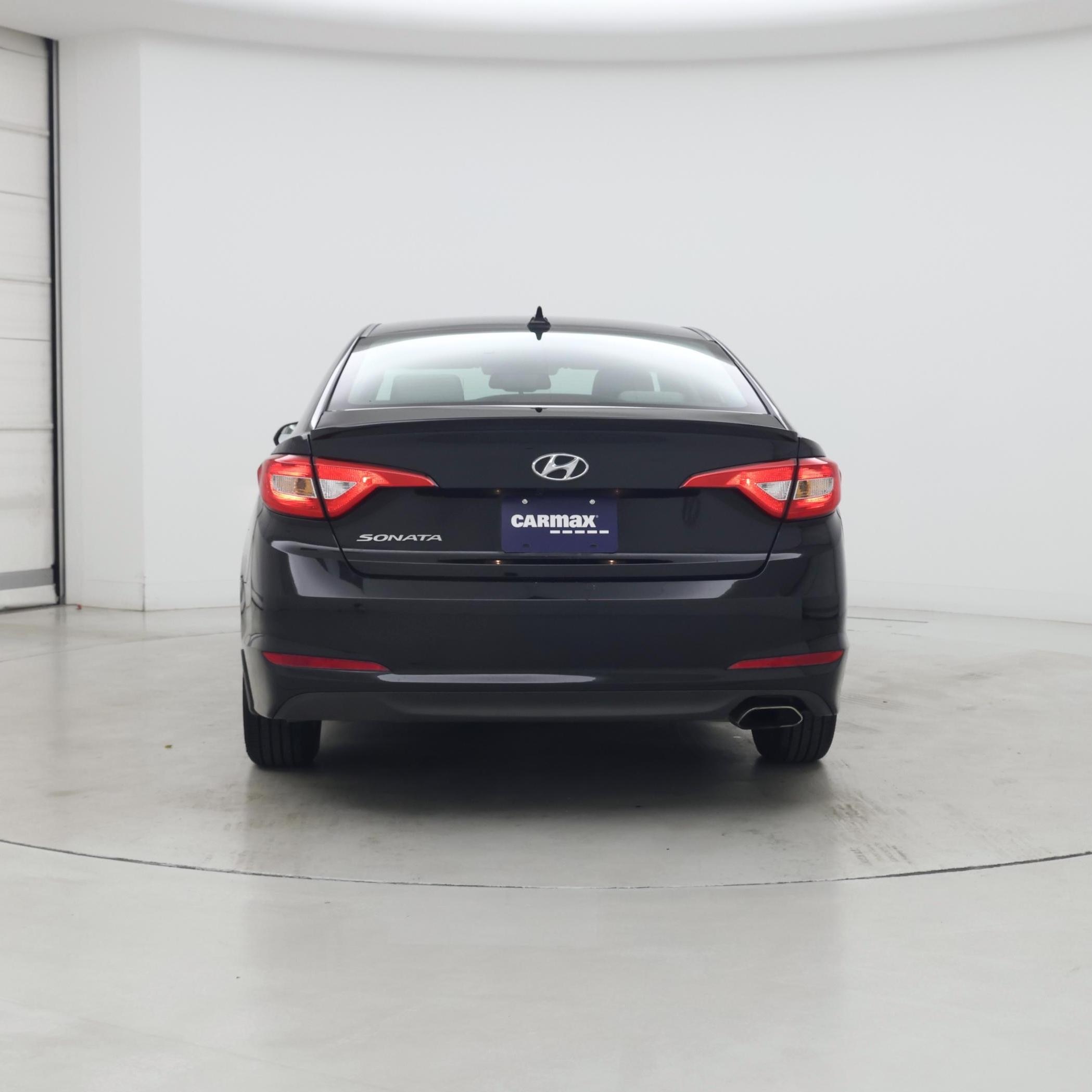 Thumbnail: 2016 Hyundai Sonata - 6