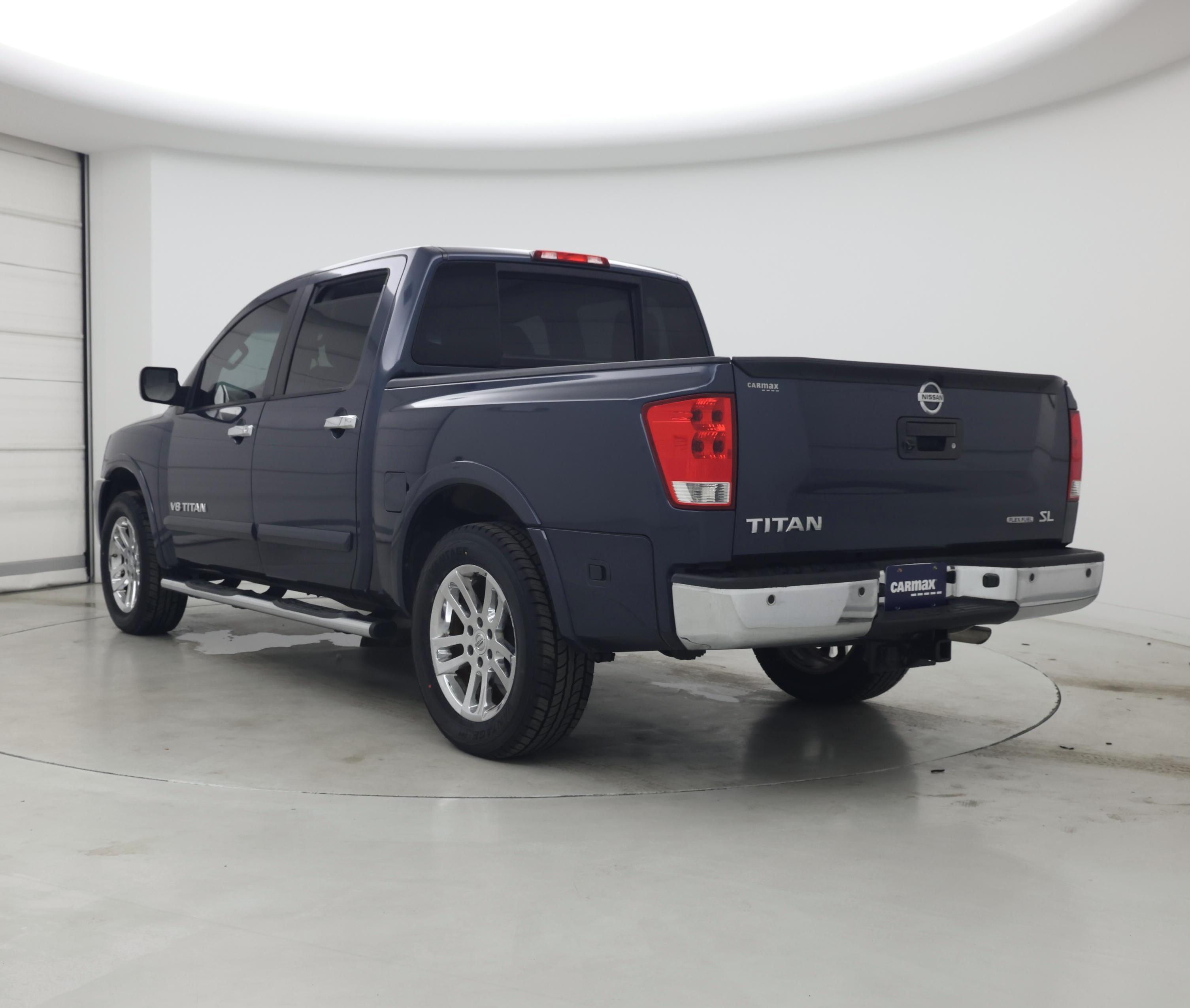 Thumbnail: 2015 Nissan Titan - 2