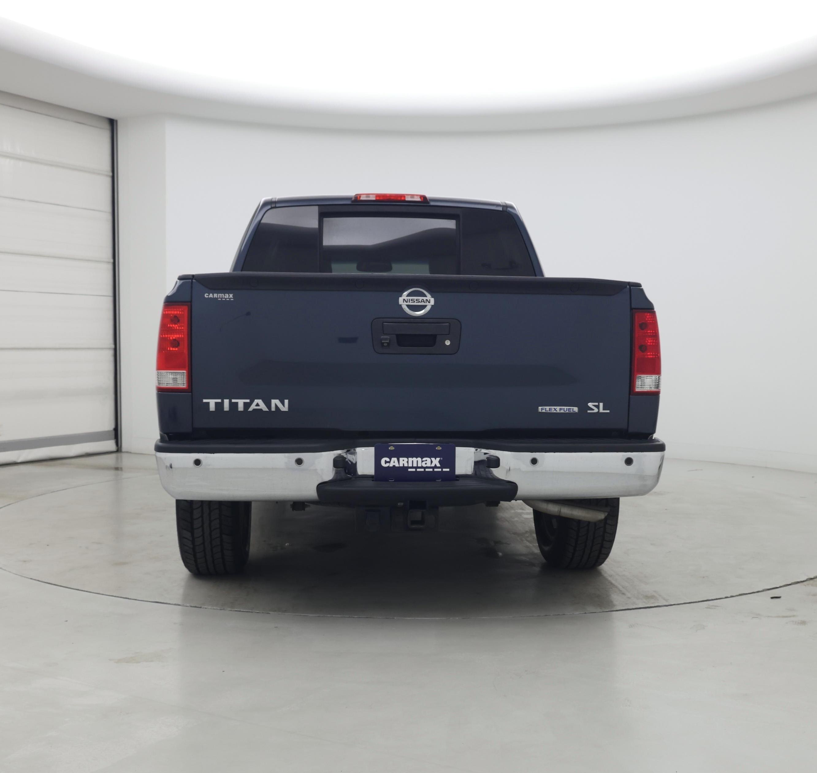 Thumbnail: 2015 Nissan Titan - 6