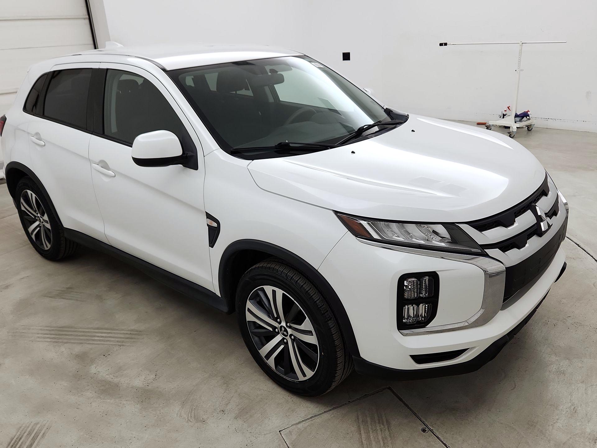 Thumbnail: 2020 Mitsubishi Outlander Sport - 1