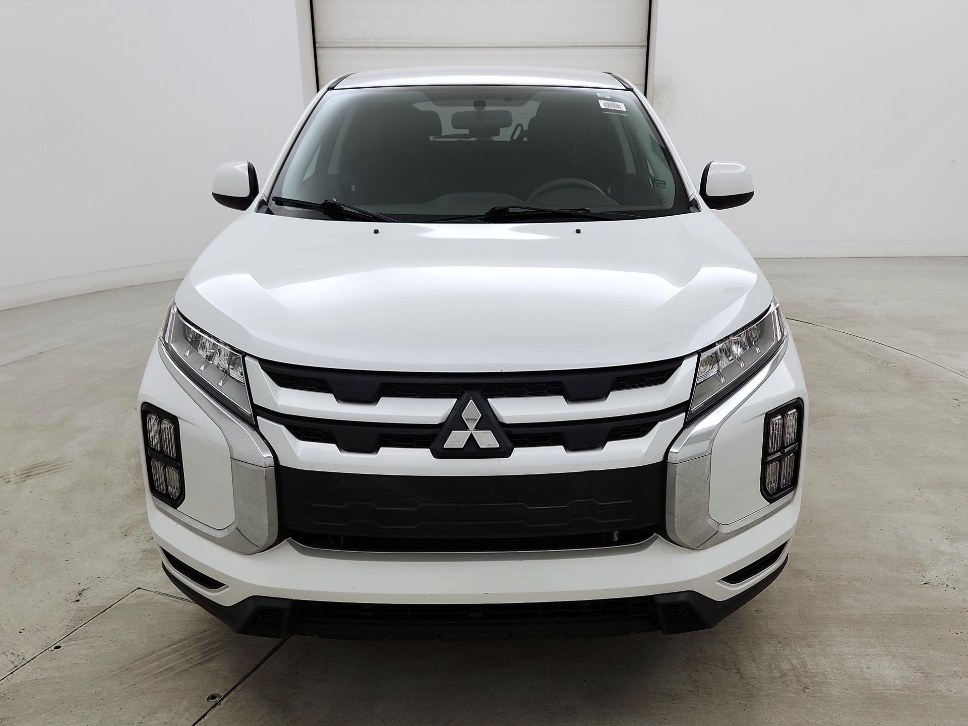 Thumbnail: 2020 Mitsubishi Outlander Sport - 2