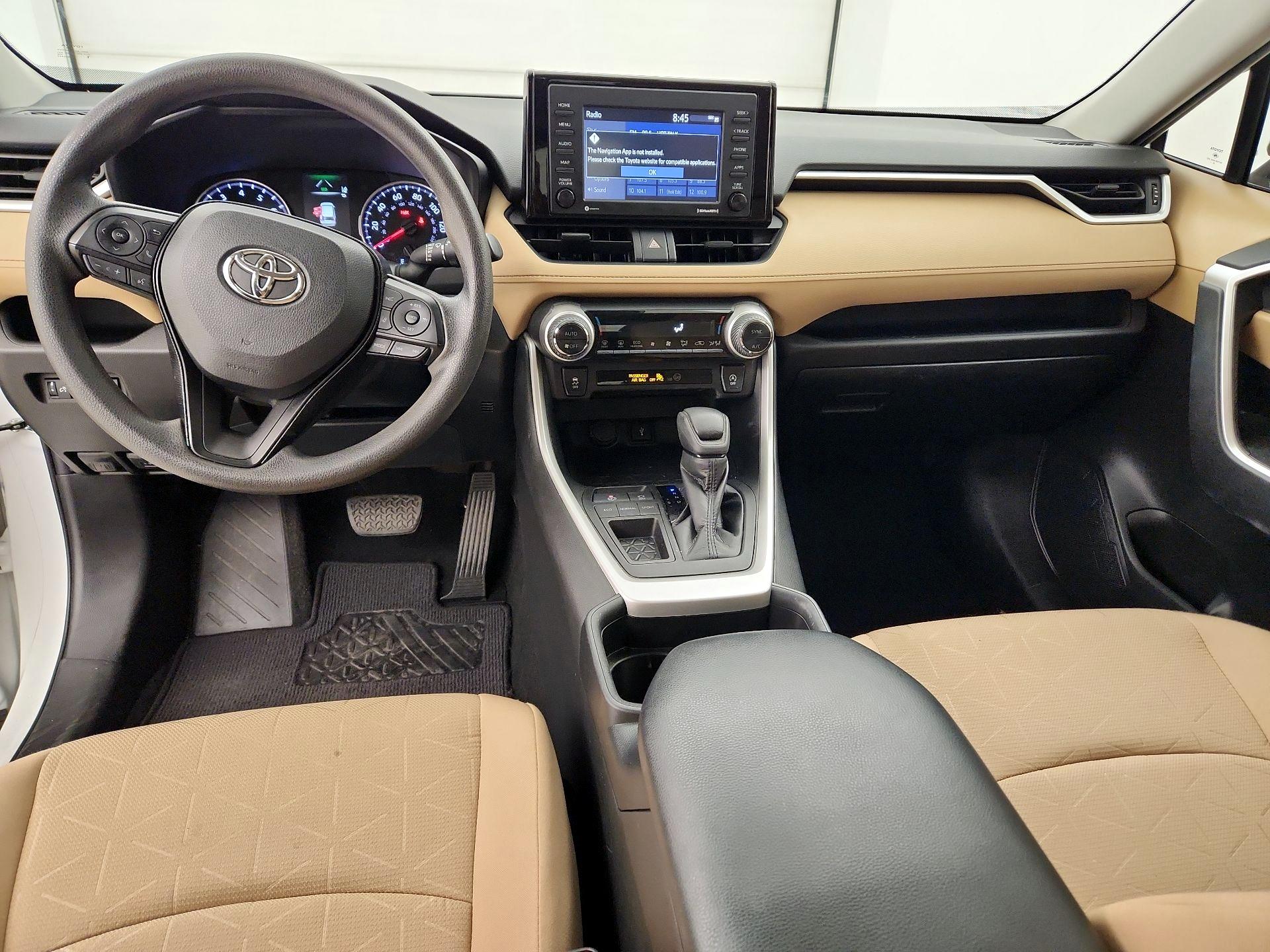 Thumbnail: 2021 Toyota RAV4 - 9