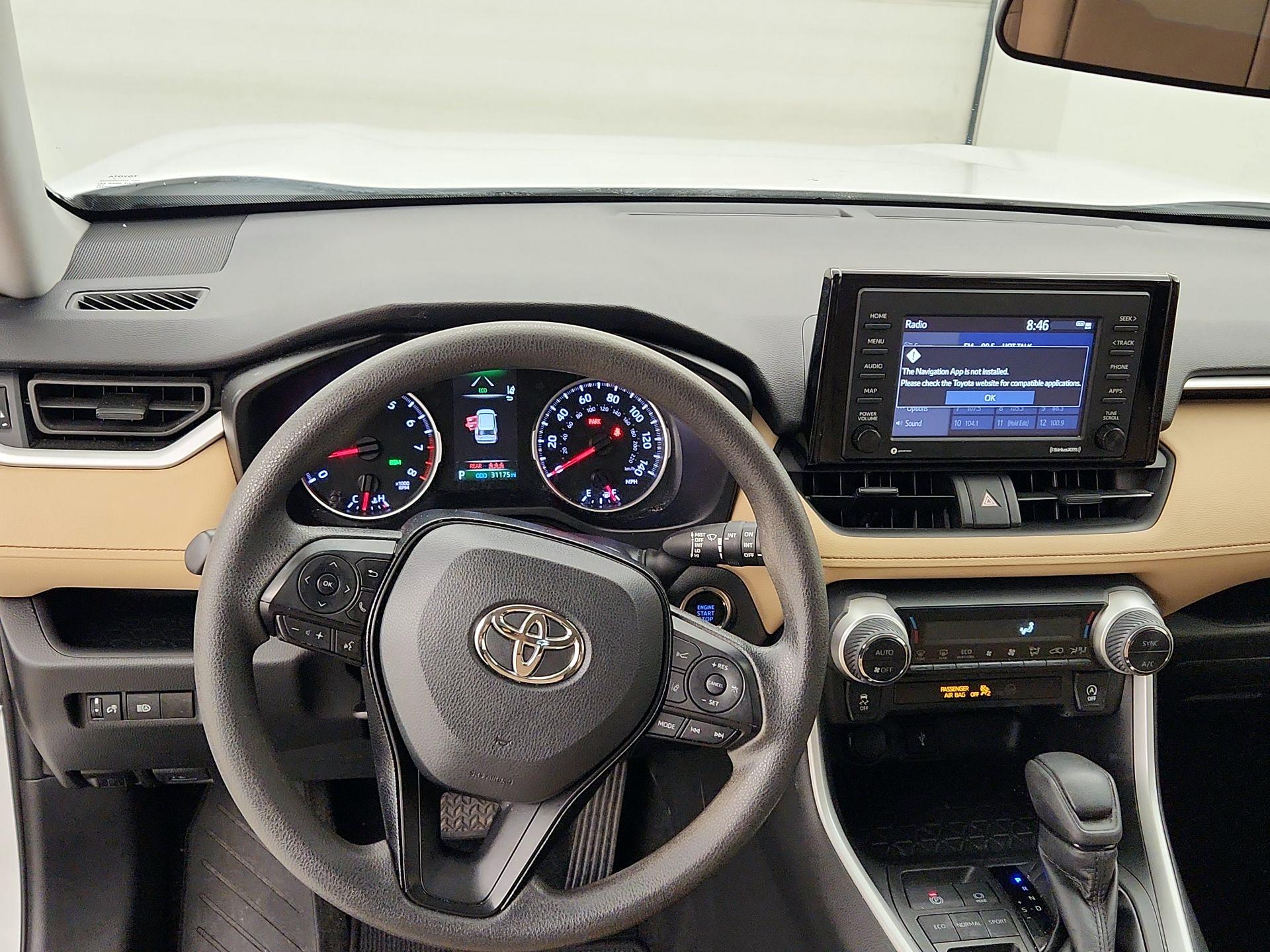 Thumbnail: 2021 Toyota RAV4 - 10