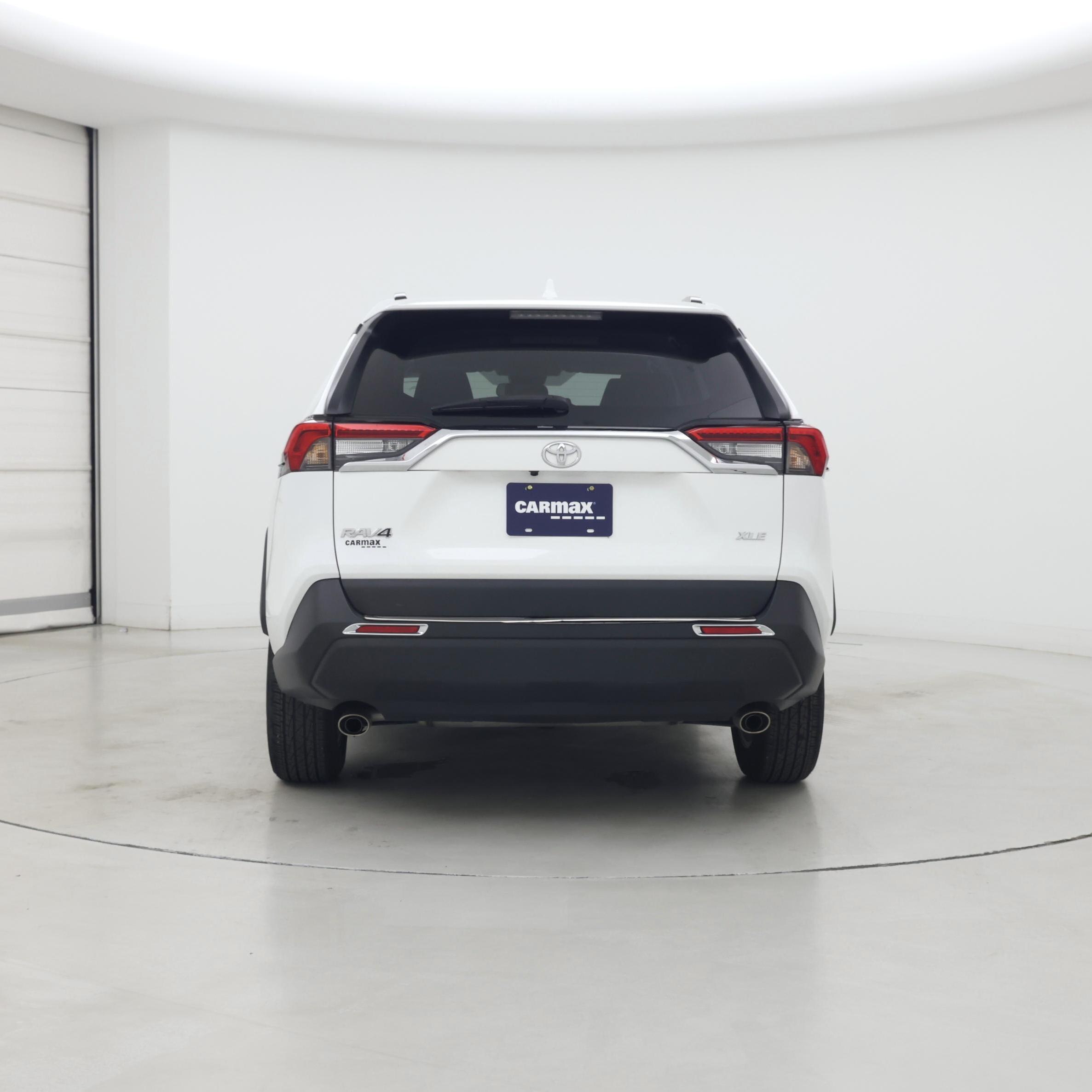 Thumbnail: 2021 Toyota RAV4 - 6