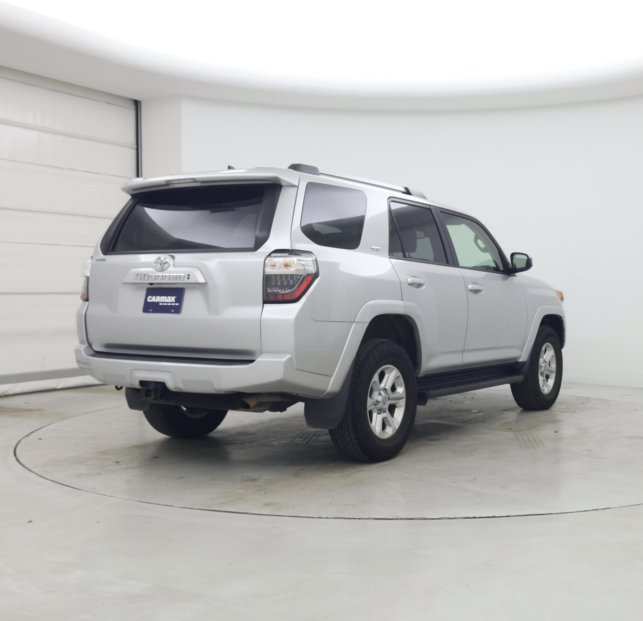 Thumbnail: 2023 Toyota 4Runner - 8