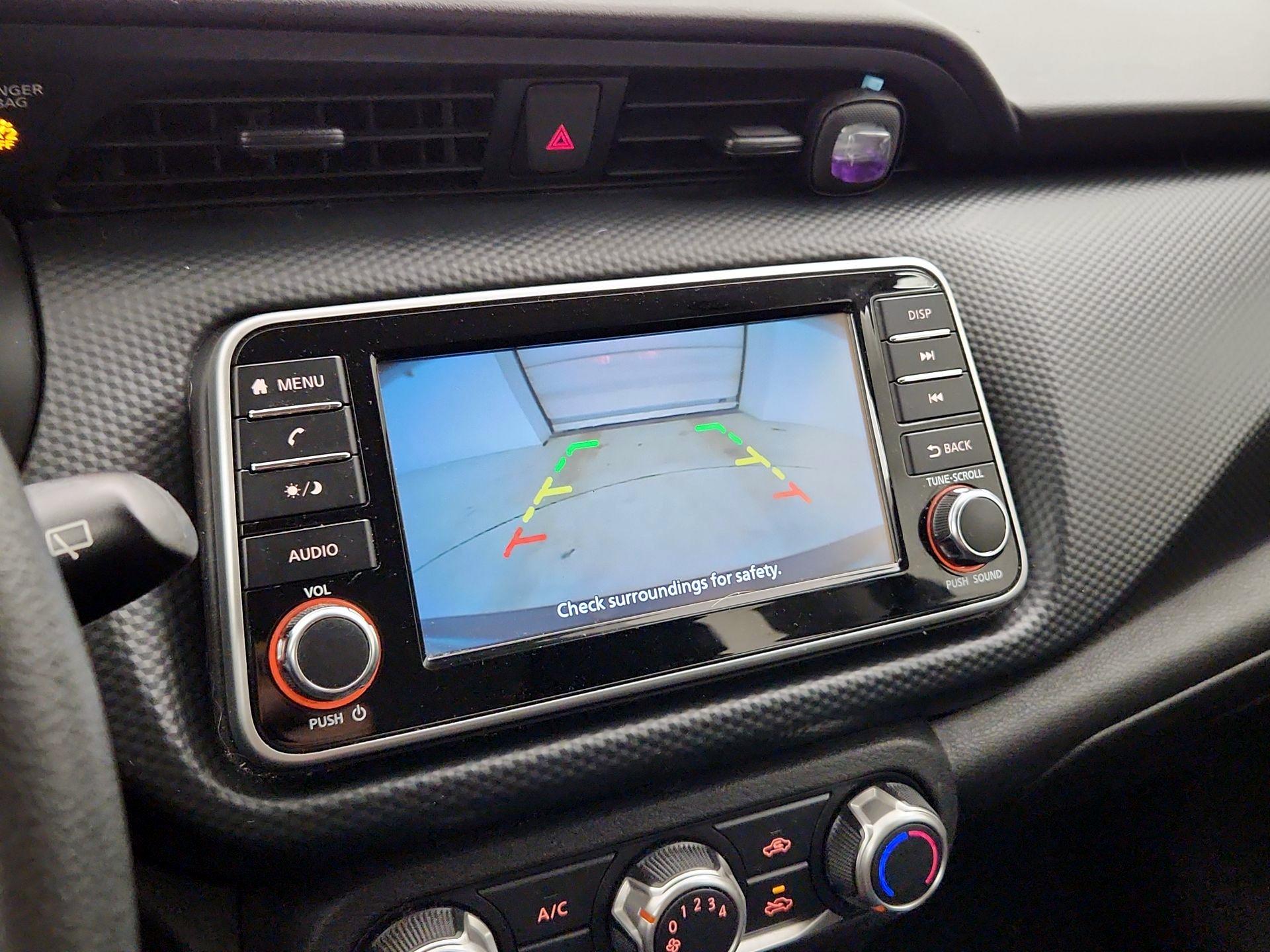 Thumbnail: 2021 Nissan Kicks - 14