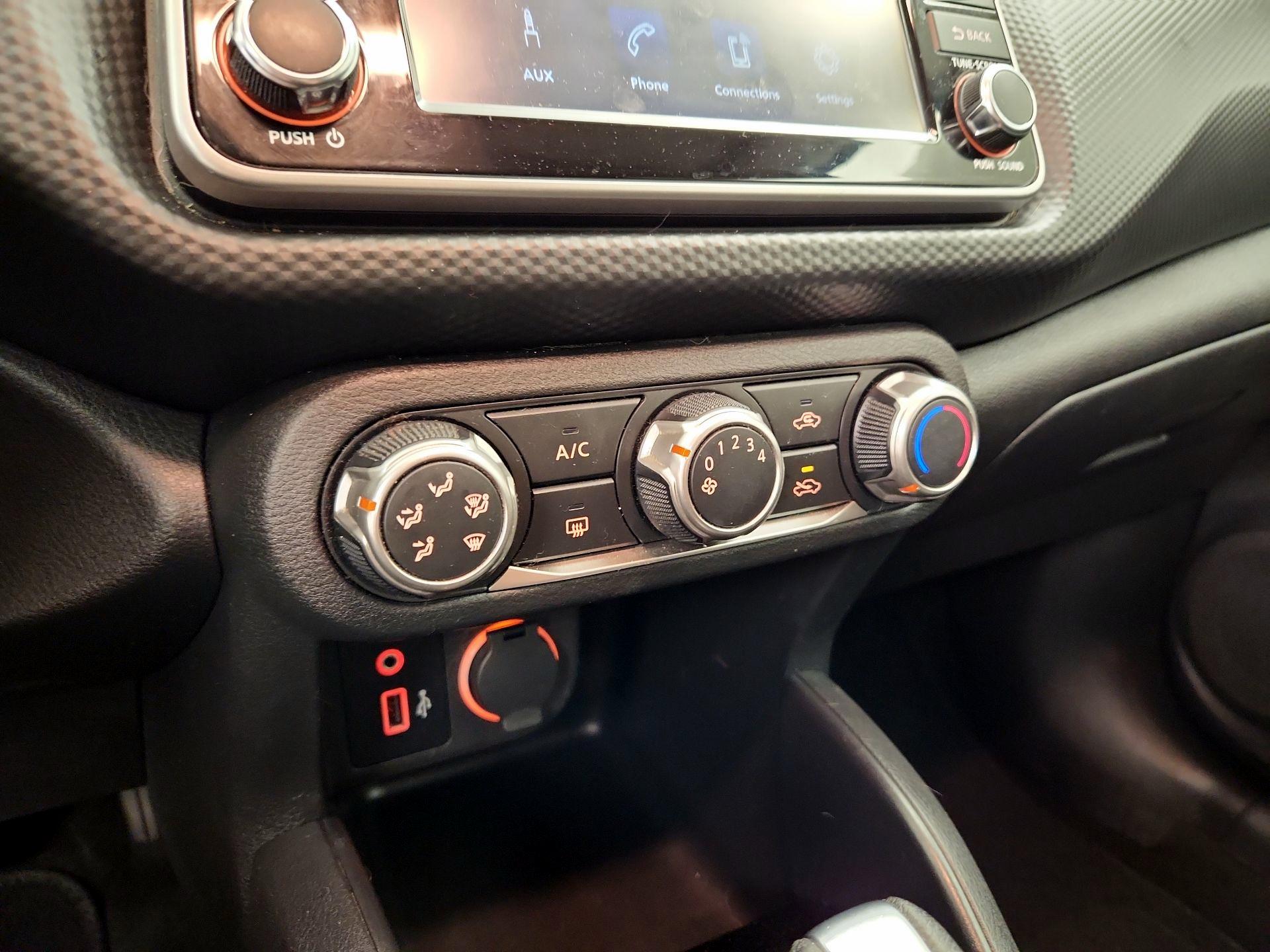 Thumbnail: 2021 Nissan Kicks - 16