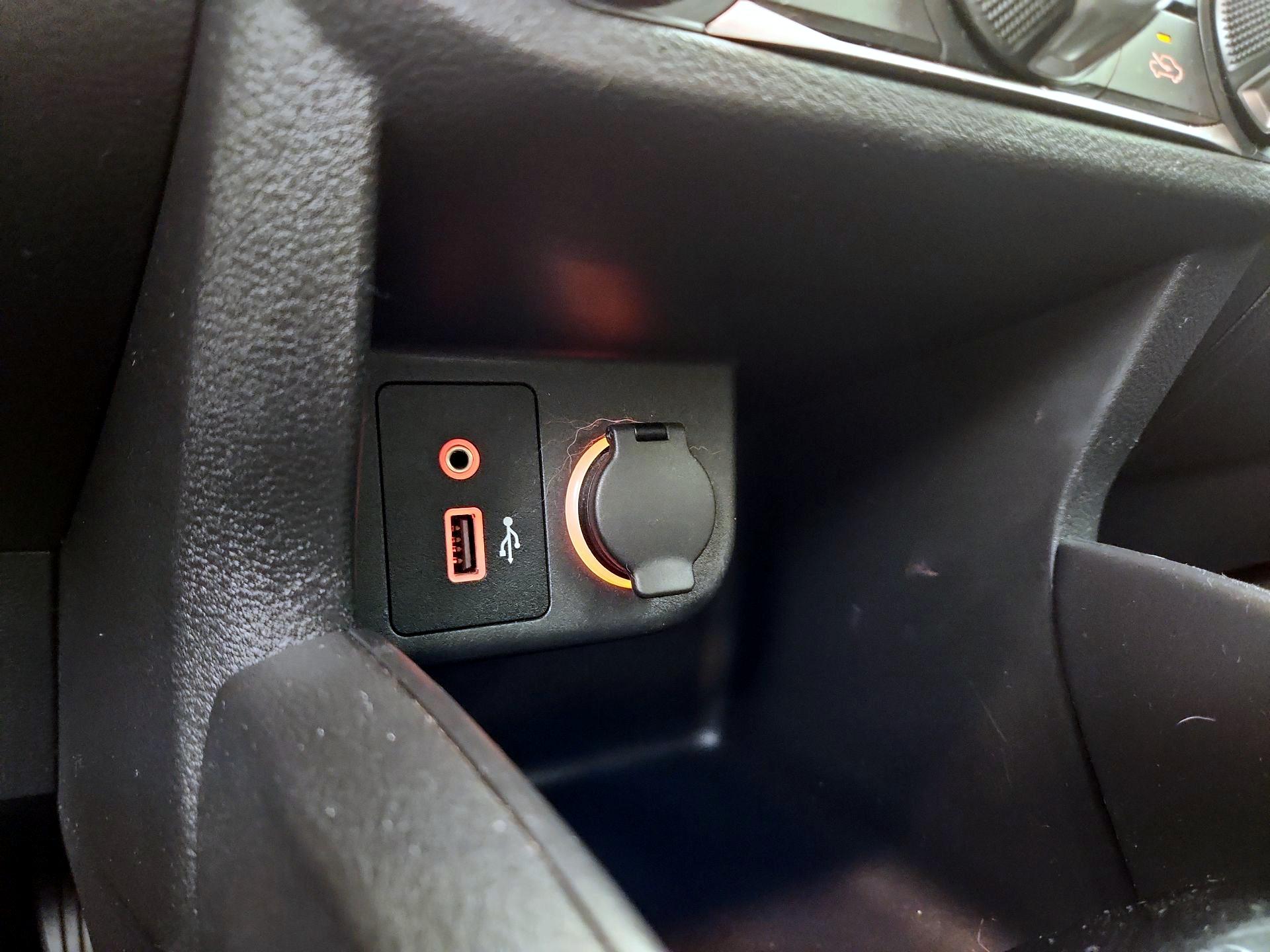 Thumbnail: 2021 Nissan Kicks - 18