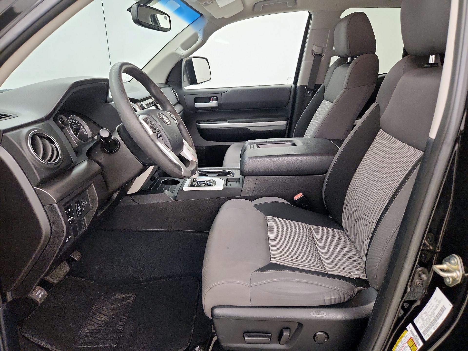 Thumbnail: 2015 Toyota Tundra - 11