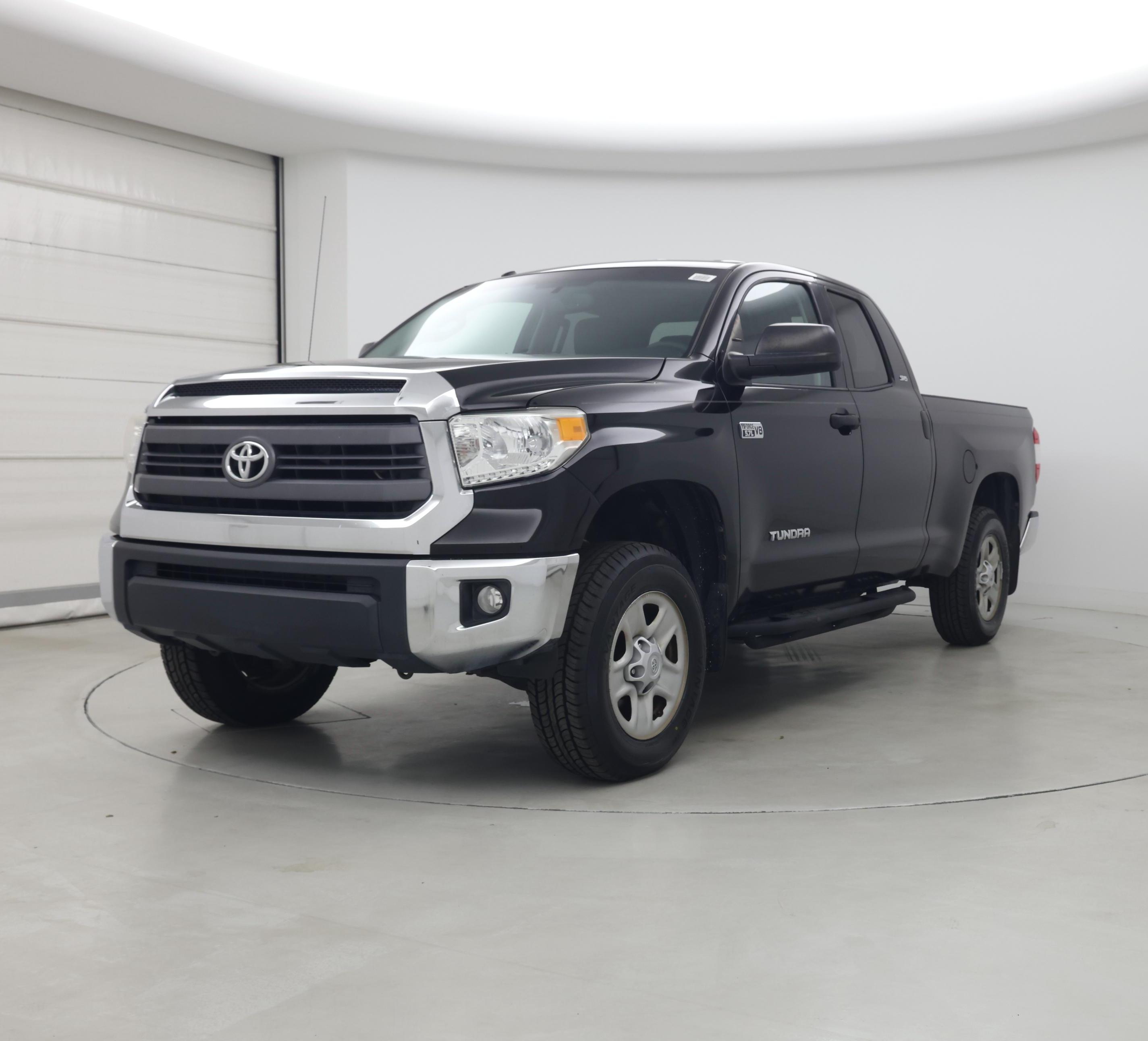 Thumbnail: 2015 Toyota Tundra - 4