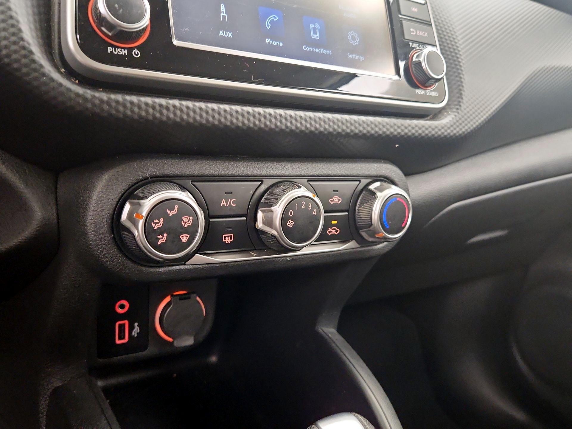 Thumbnail: 2021 Nissan Kicks - 16