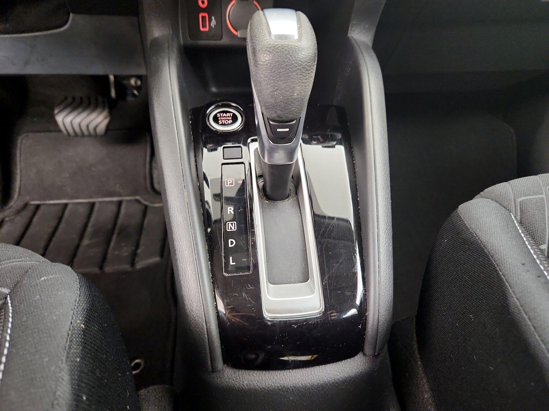 Thumbnail: 2021 Nissan Kicks - 17