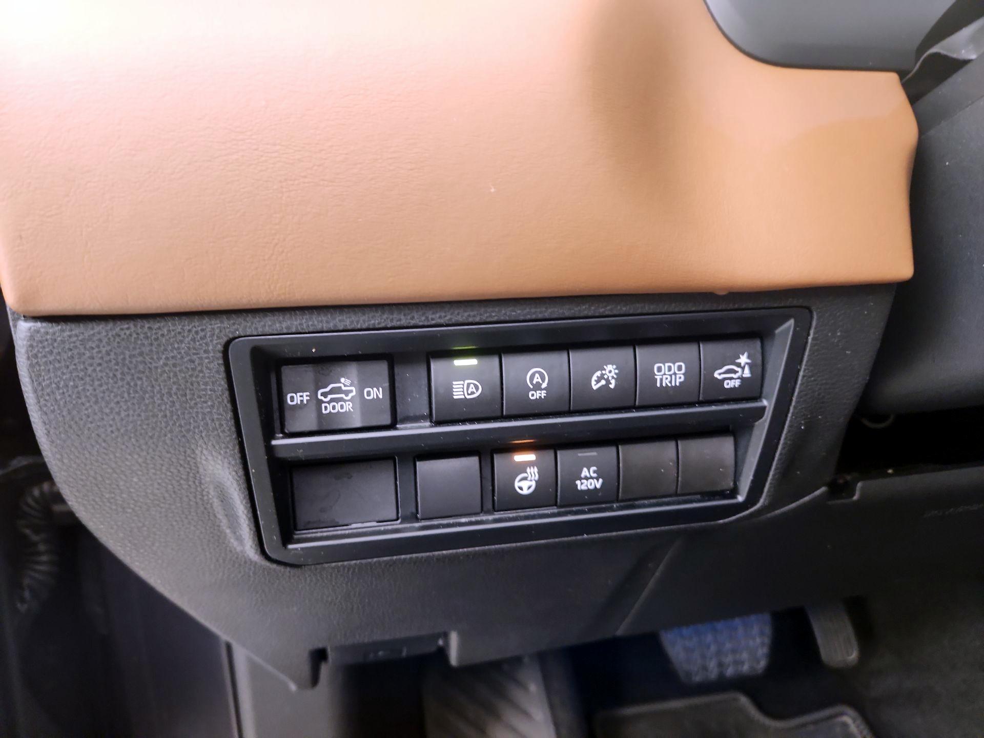 Thumbnail: 2023 Toyota Tundra - 13