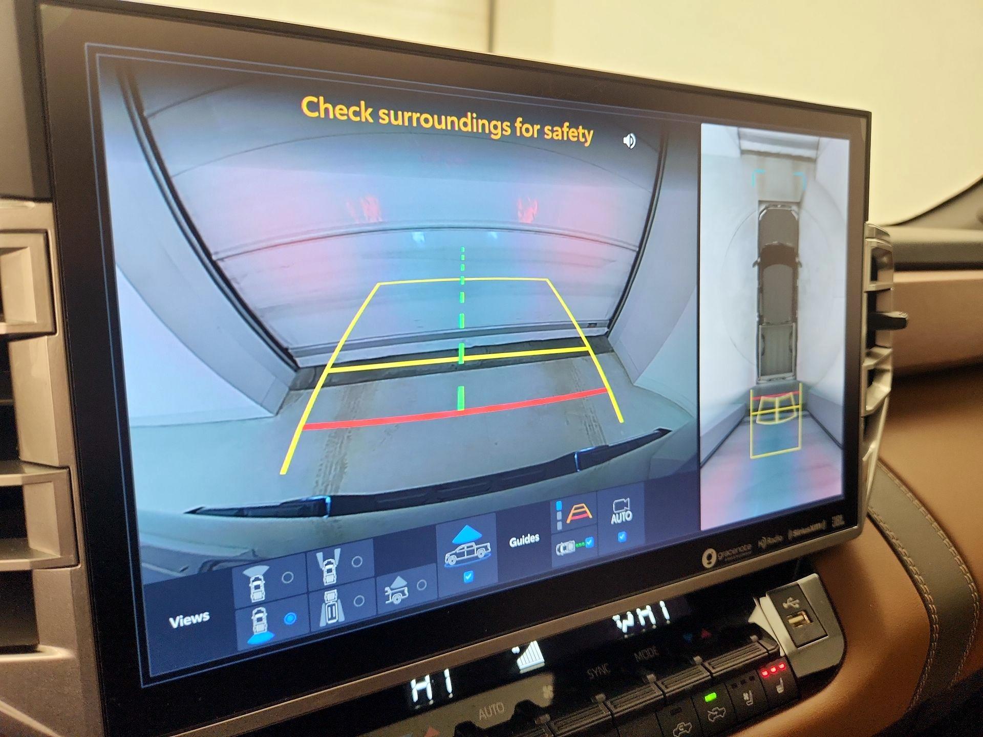 Thumbnail: 2023 Toyota Tundra - 14