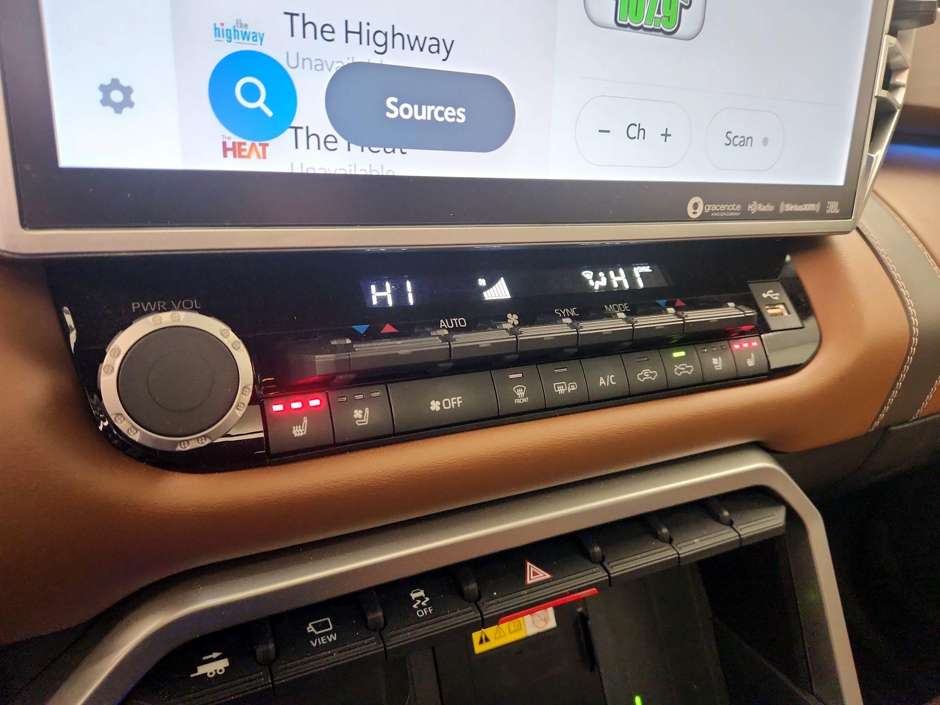 Thumbnail: 2023 Toyota Tundra - 16