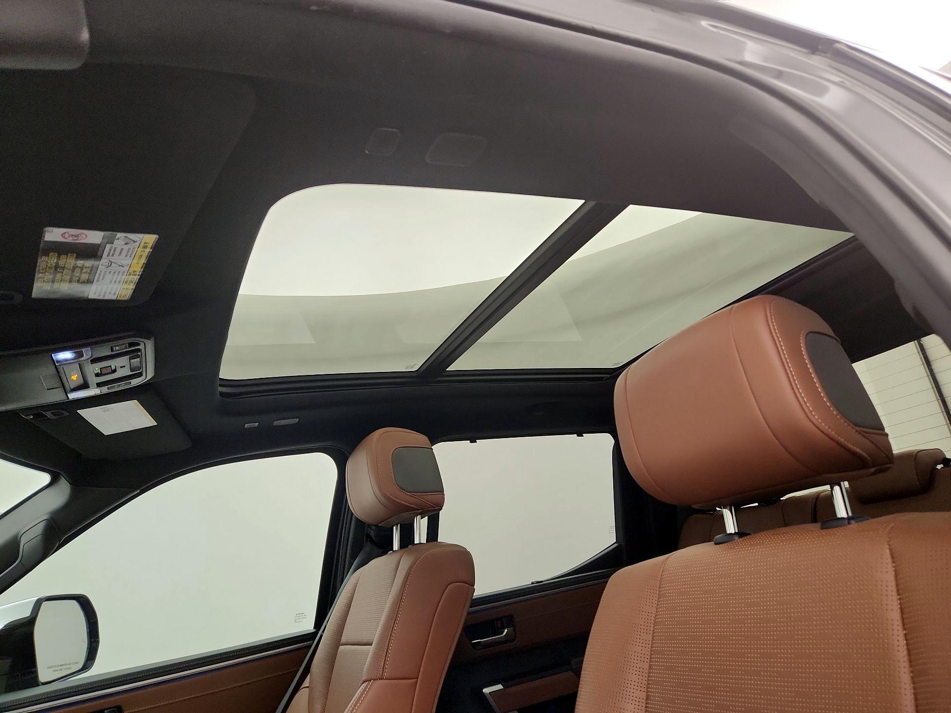 Thumbnail: 2023 Toyota Tundra - 19