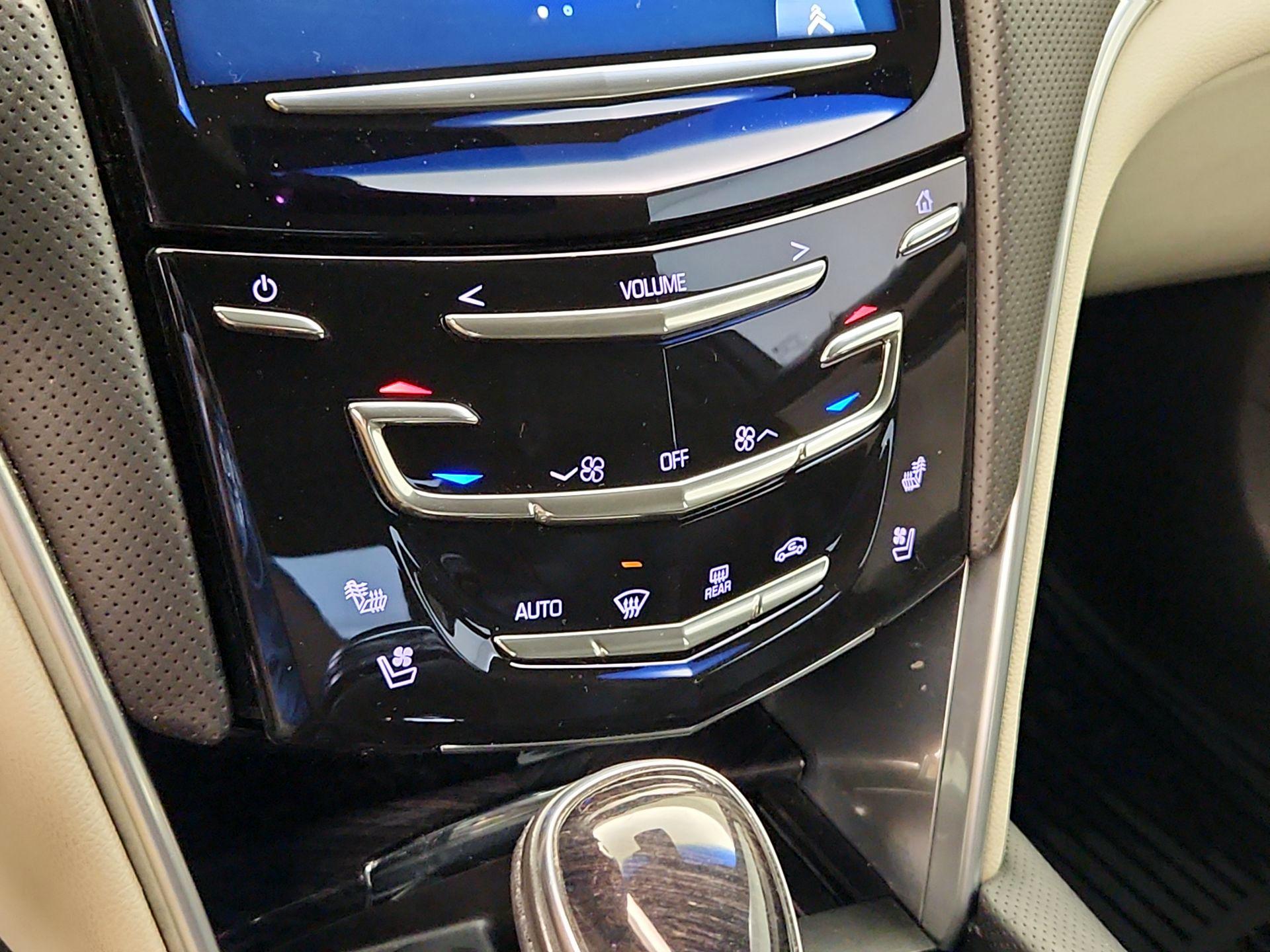 Thumbnail: 2016 Cadillac XTS - 17