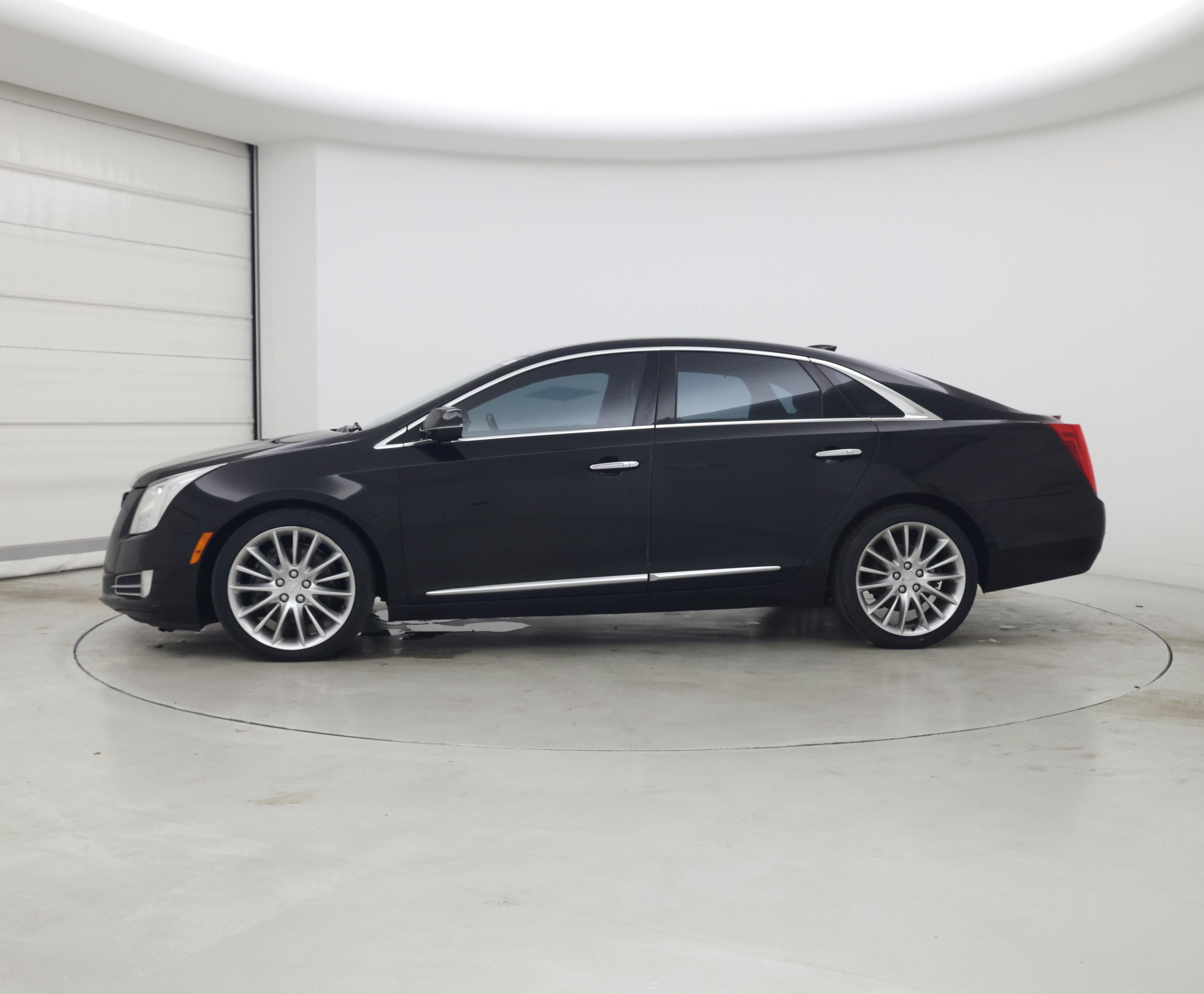 Thumbnail: 2016 Cadillac XTS - 3