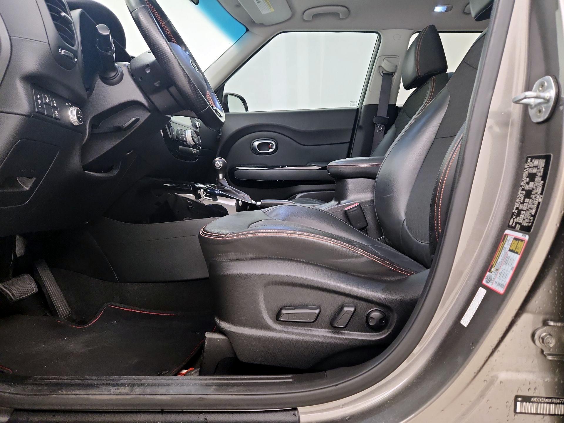 Thumbnail: 2019 Kia Soul - 11