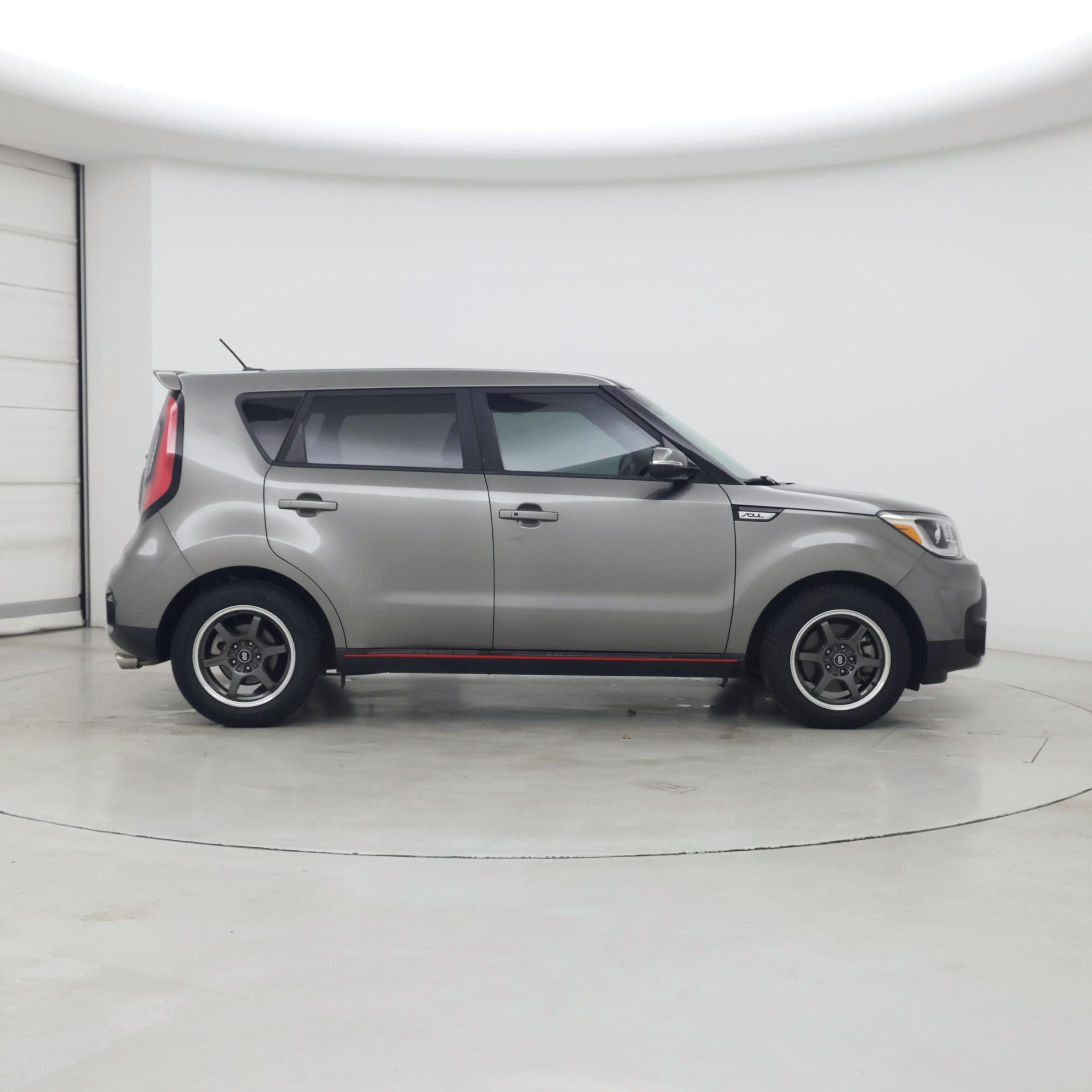 Thumbnail: 2019 Kia Soul - 7