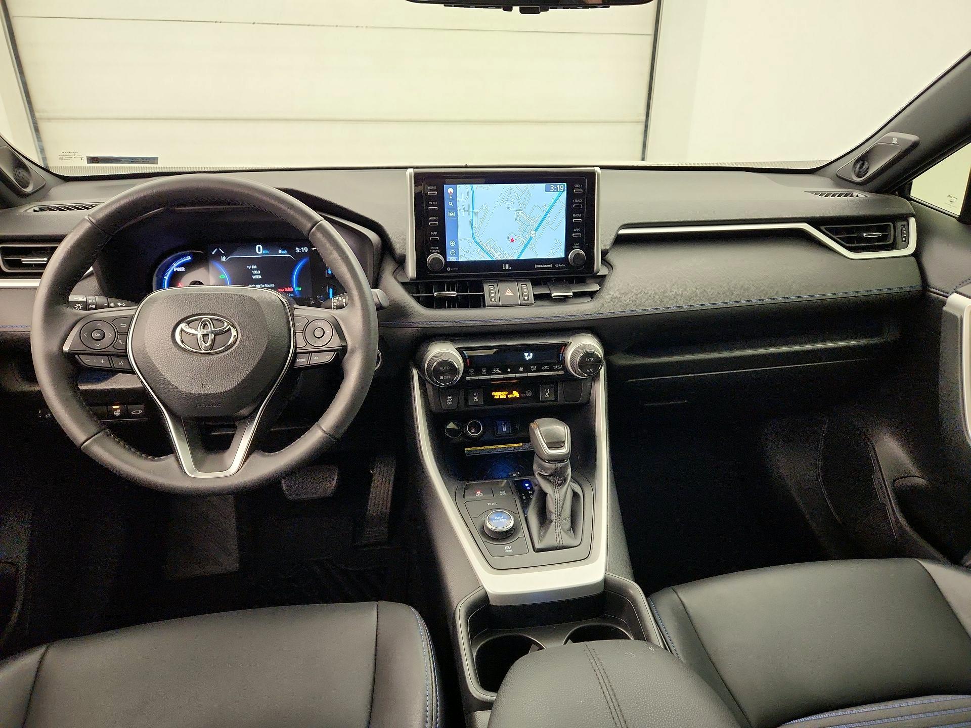 Thumbnail: 2021 Toyota RAV4 - 9