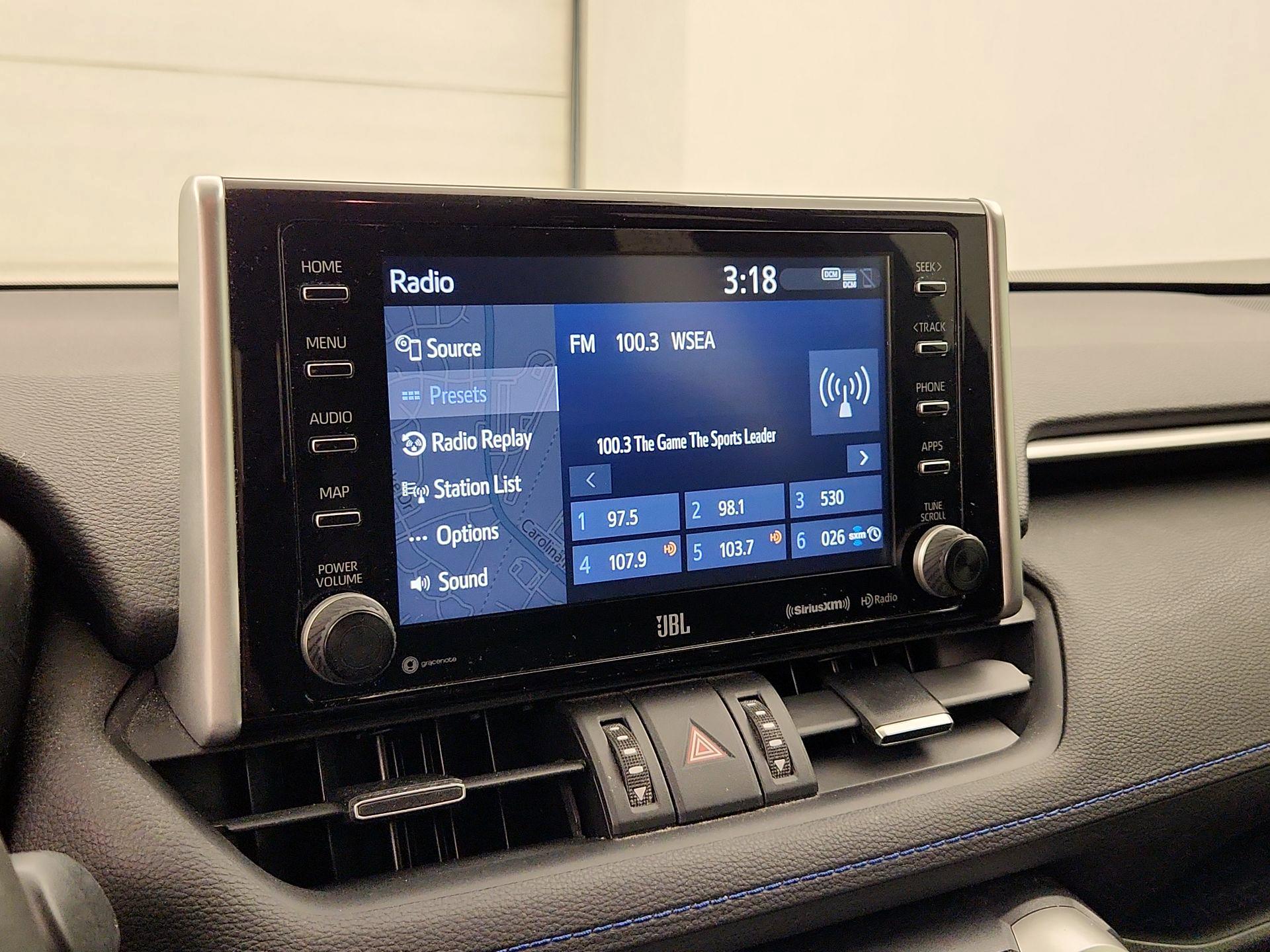 Thumbnail: 2021 Toyota RAV4 - 16