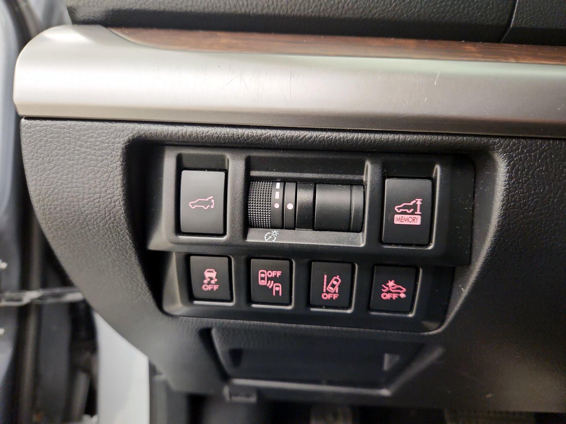 Thumbnail: 2019 Subaru Outback - 13