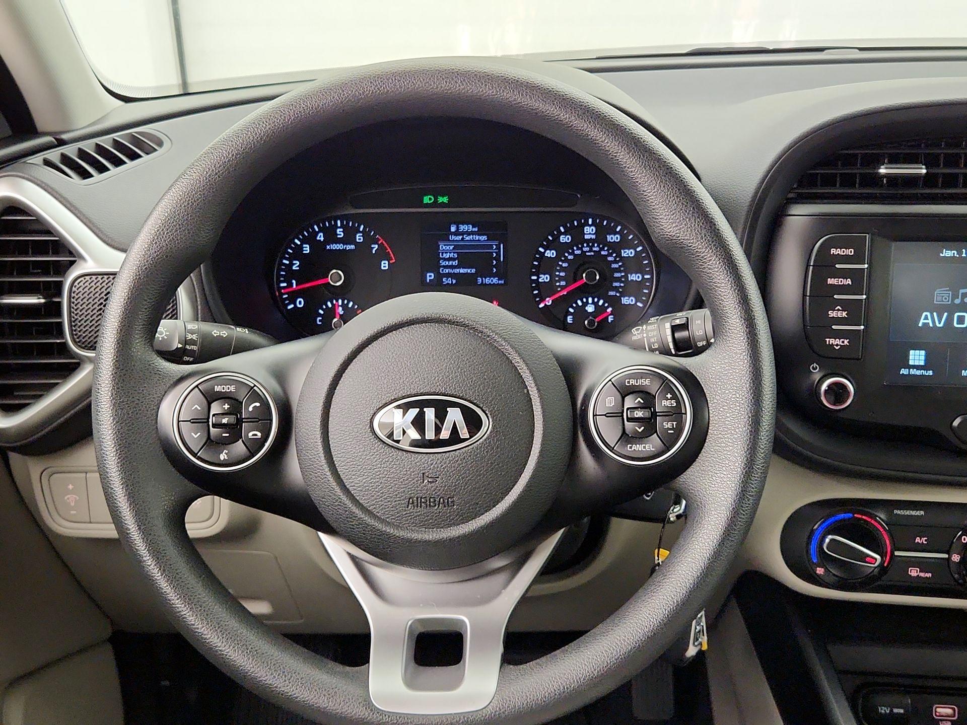 Thumbnail: 2020 Kia Soul - 10