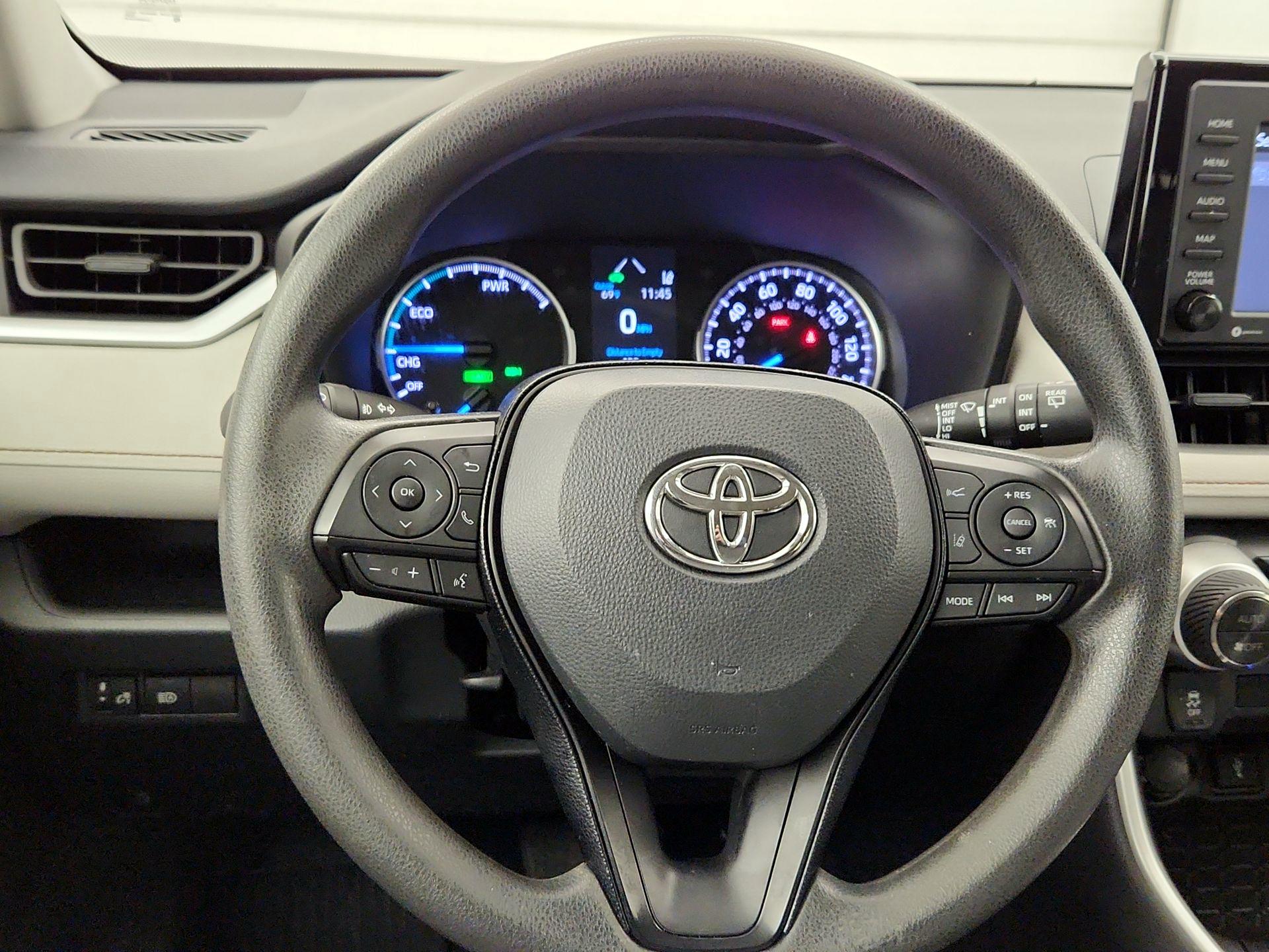 Thumbnail: 2020 Toyota RAV4 - 10