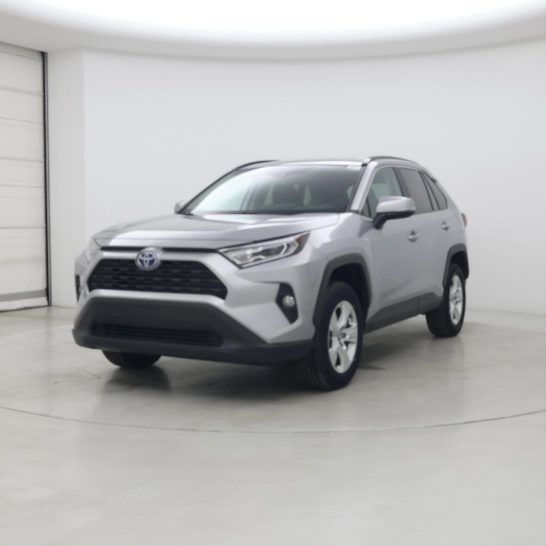 Thumbnail: 2020 Toyota RAV4 - 4