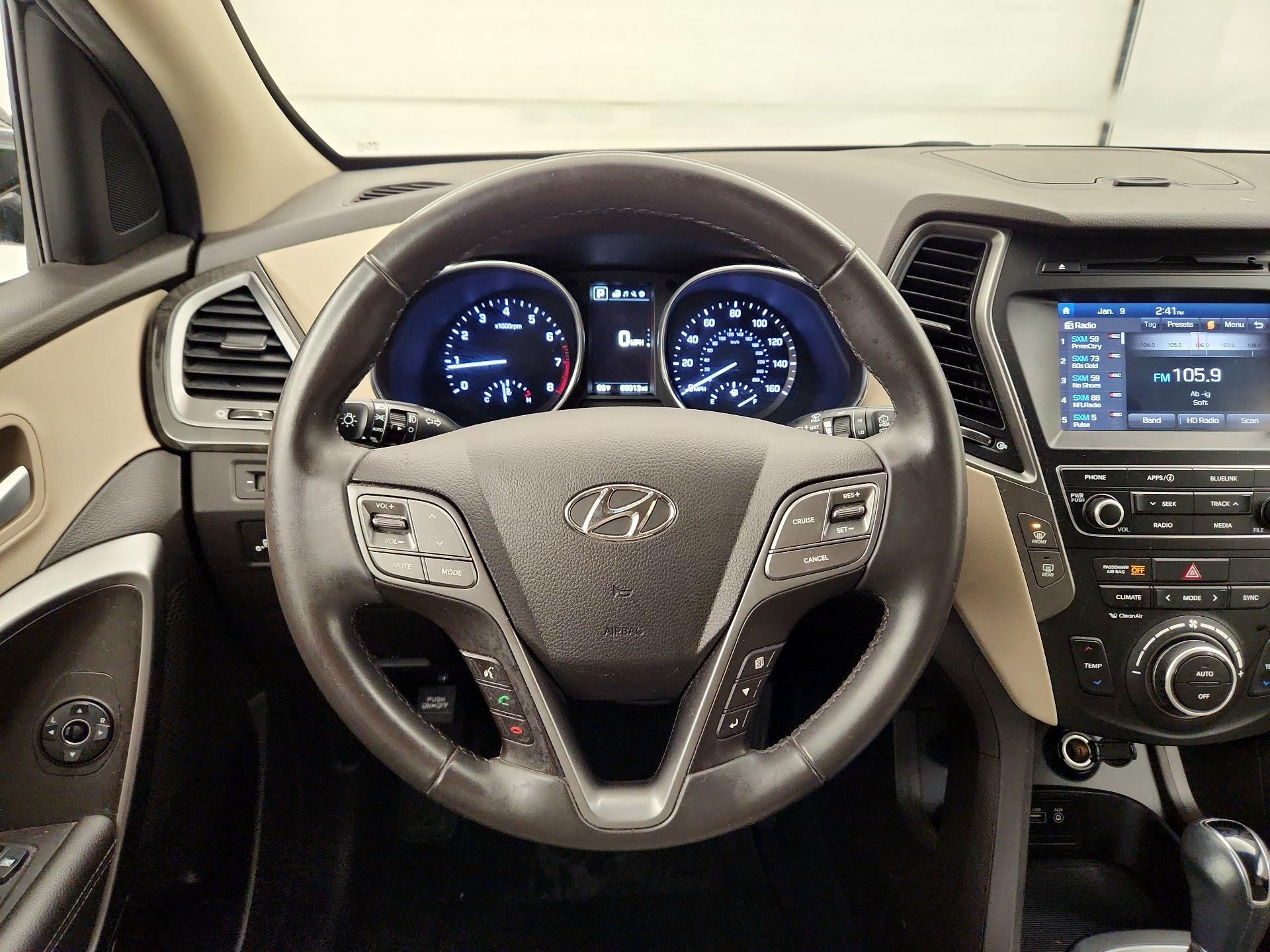 Thumbnail: 2017 Hyundai Santa Fe - 10