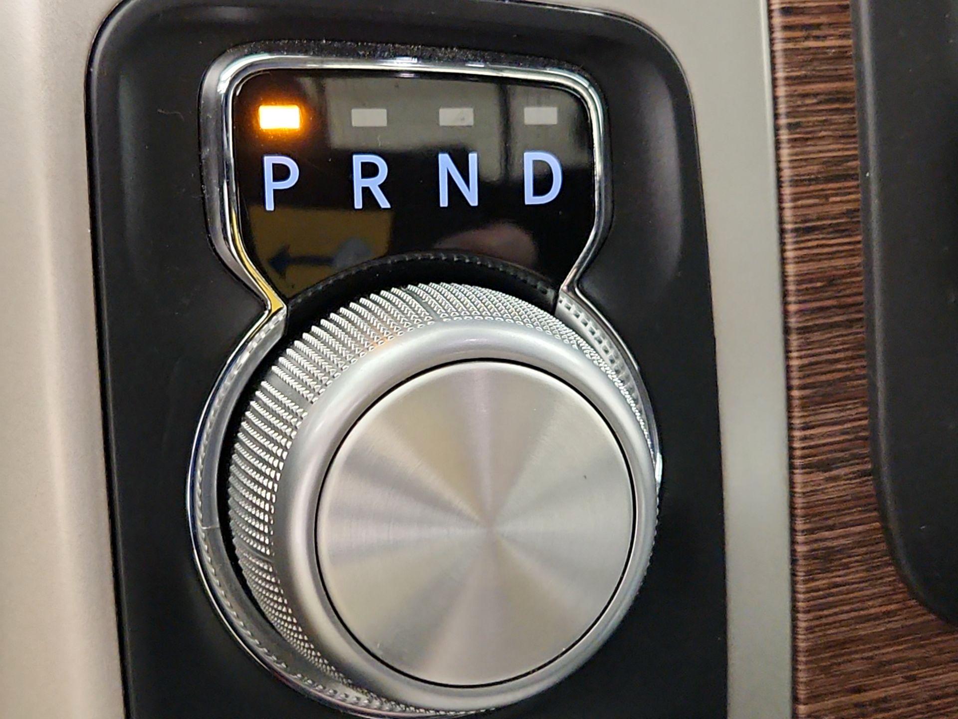 Thumbnail: 2019 RAM 1500 Classic - 18