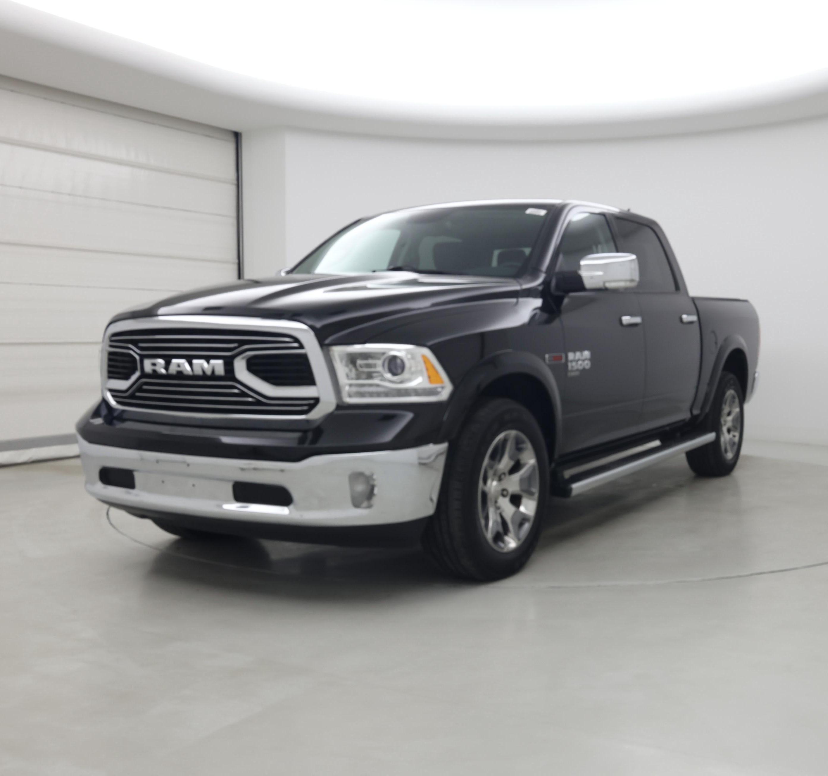 Thumbnail: 2019 RAM 1500 Classic - 4