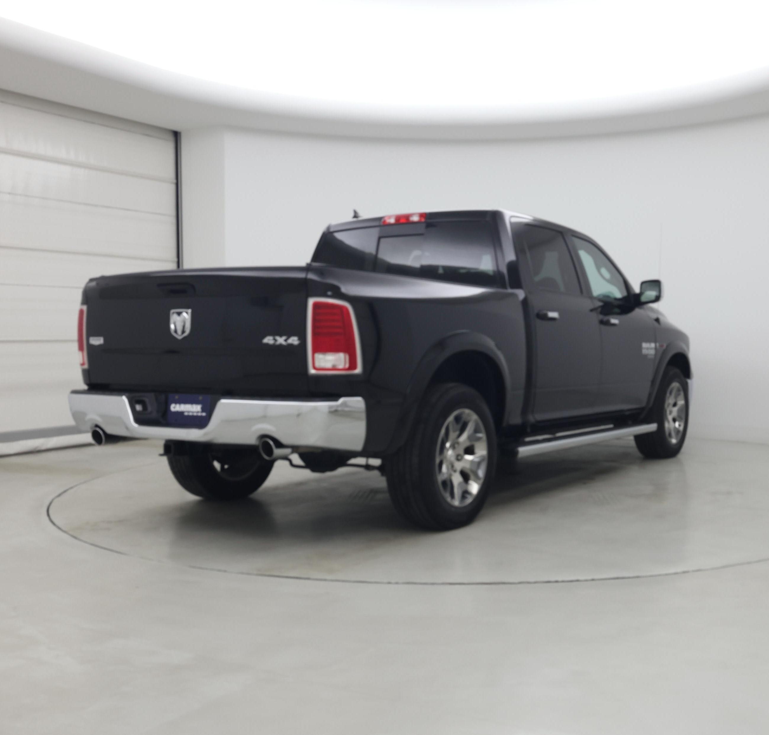 Thumbnail: 2019 RAM 1500 Classic - 8