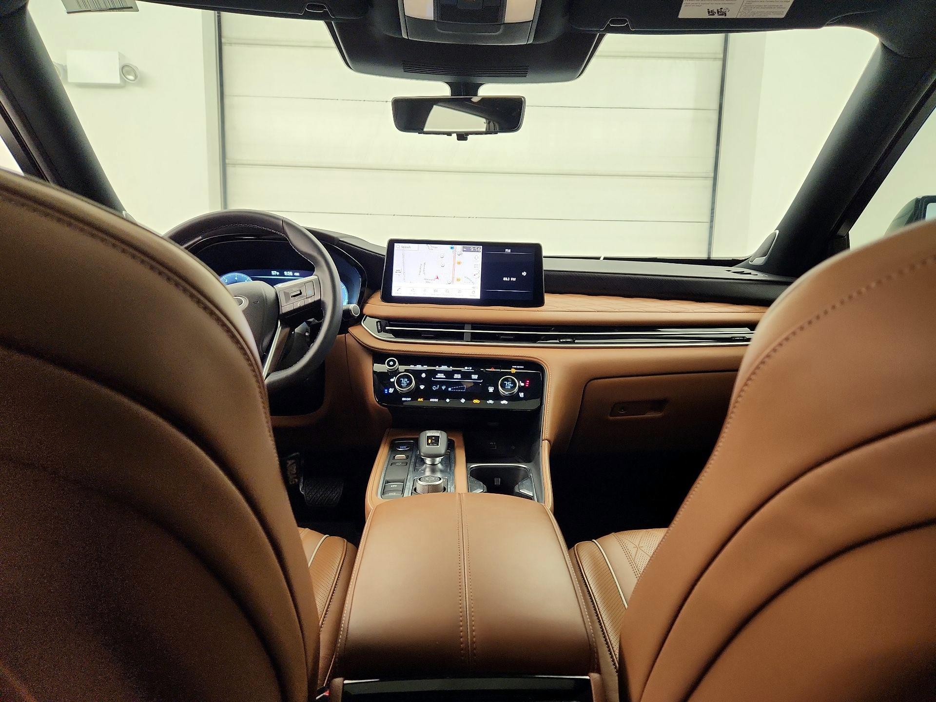 Thumbnail: 2025 INFINITI QX60 - 9