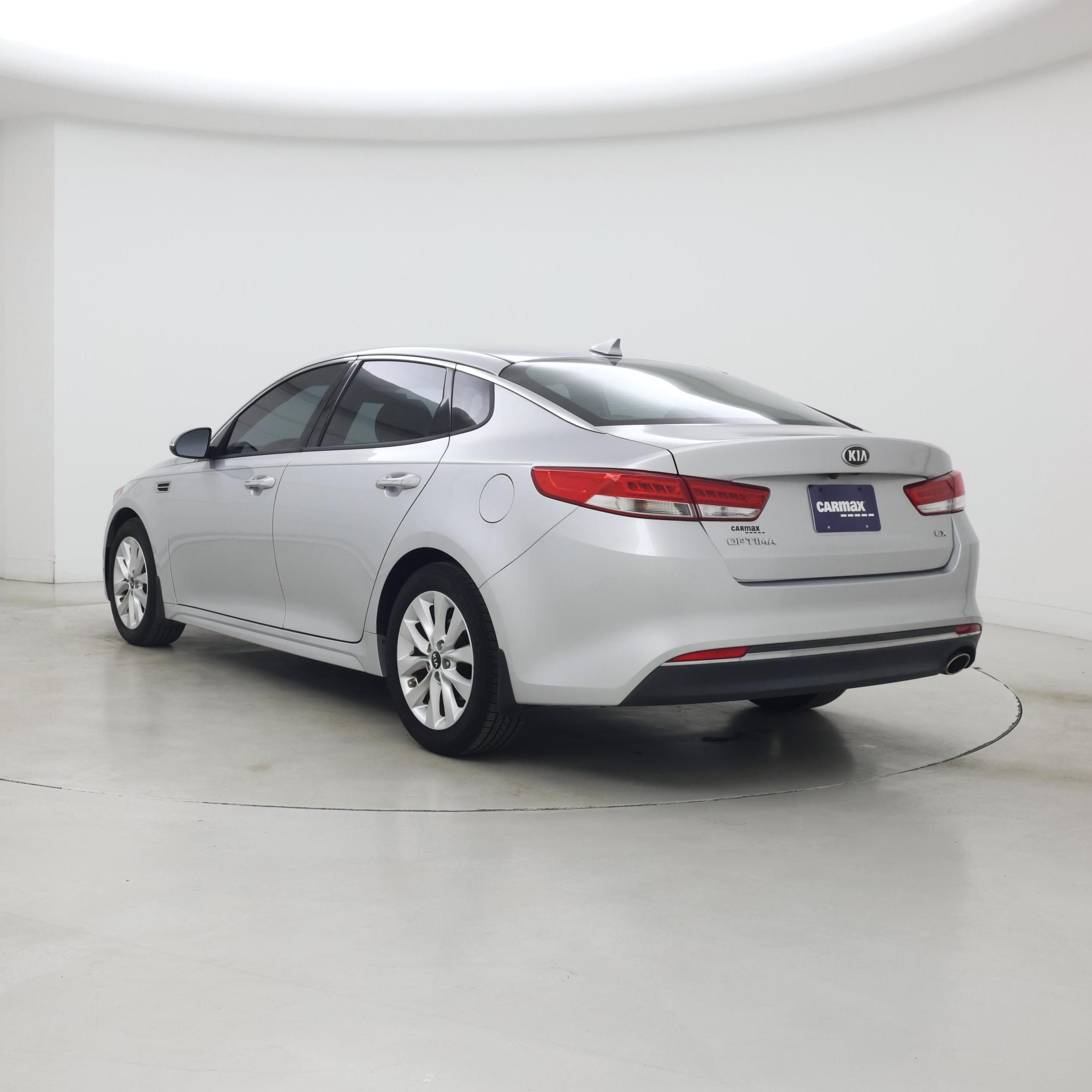 Thumbnail: 2017 Kia Optima - 2