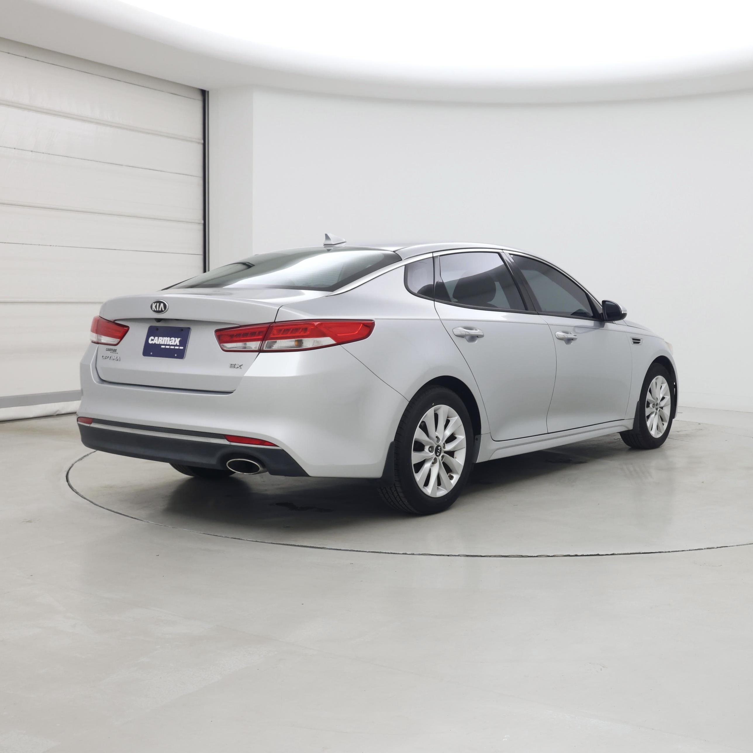 Thumbnail: 2017 Kia Optima - 8