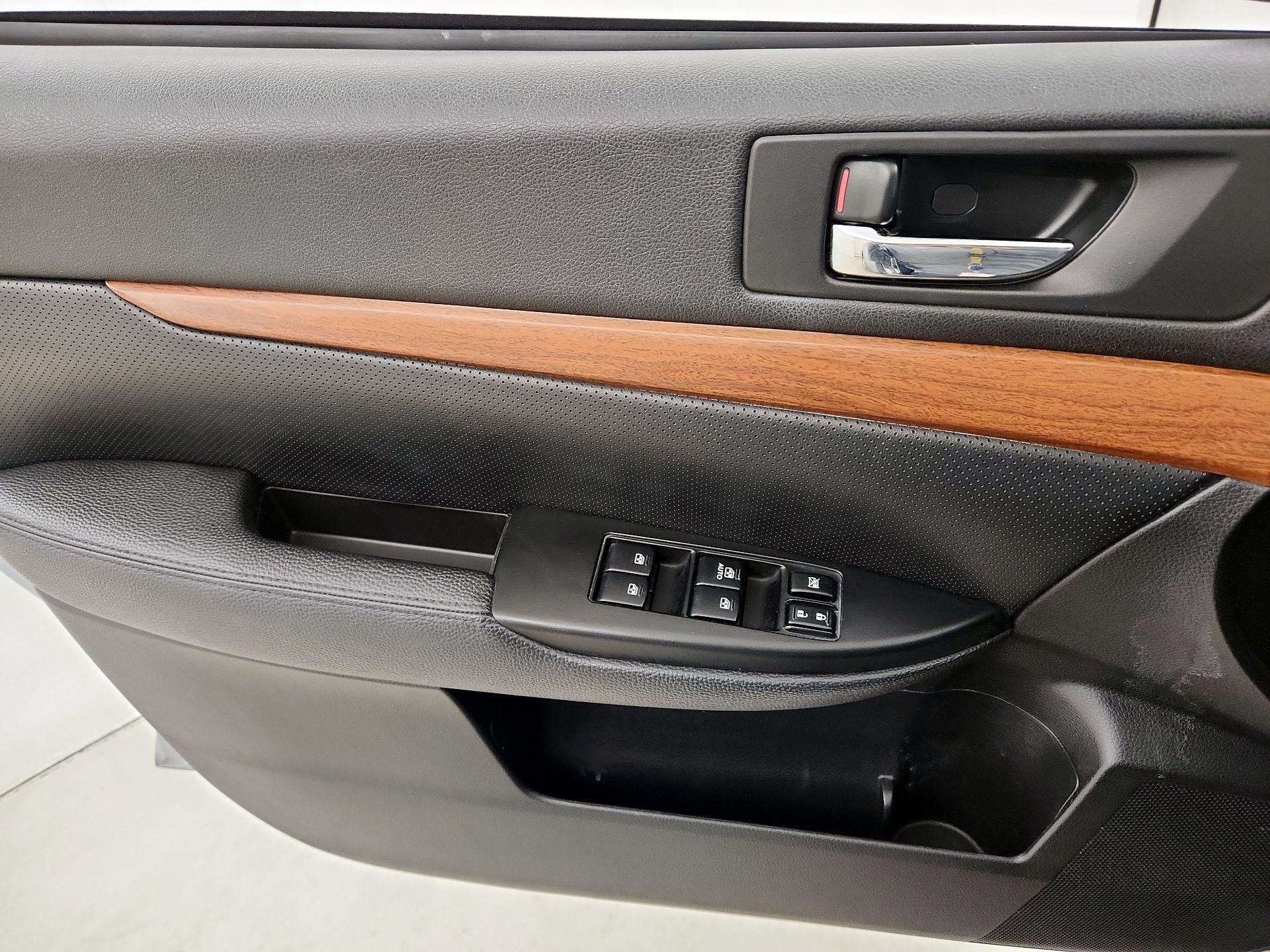 Thumbnail: 2014 Subaru Outback - 12