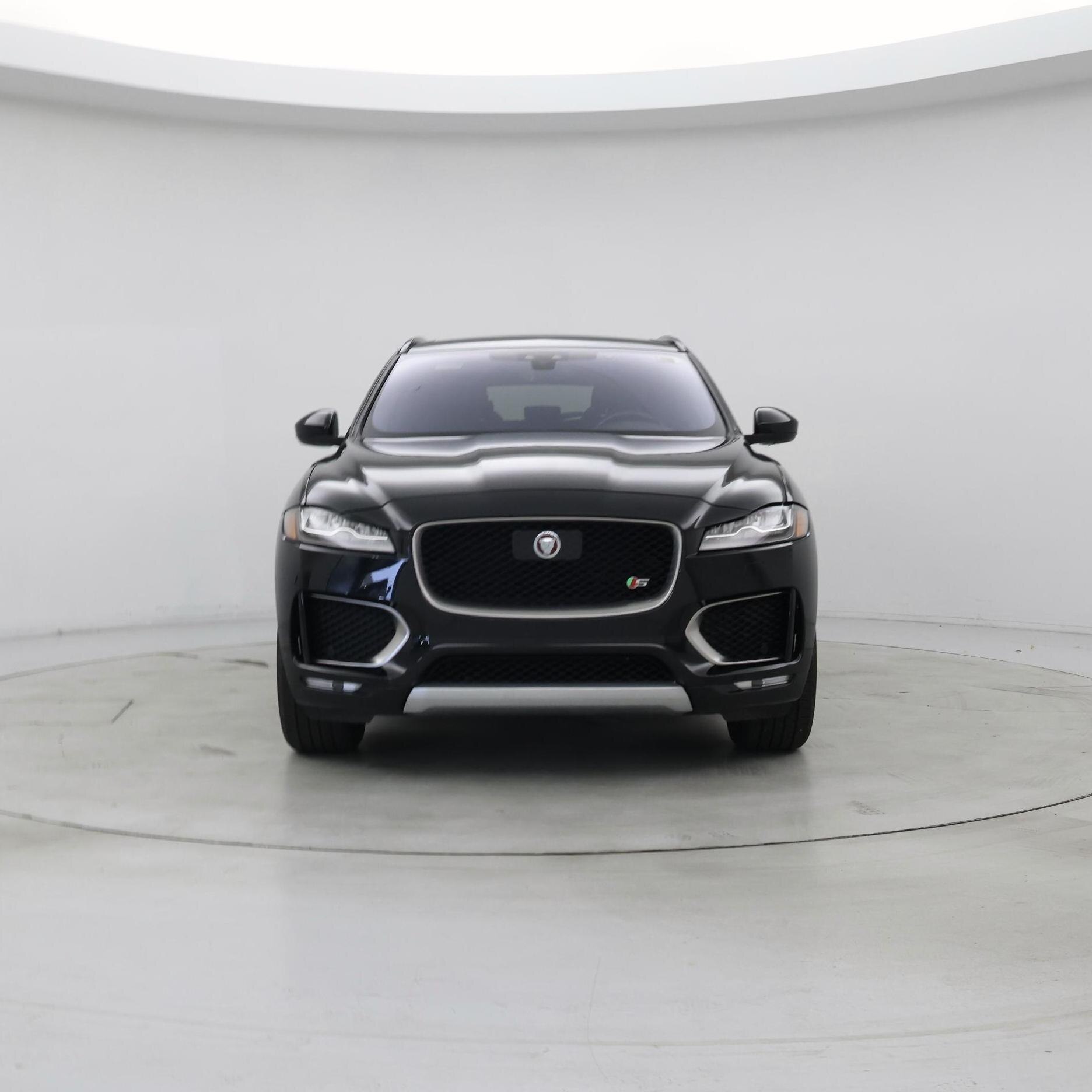 Thumbnail: 2019 Jaguar F-Pace - 5