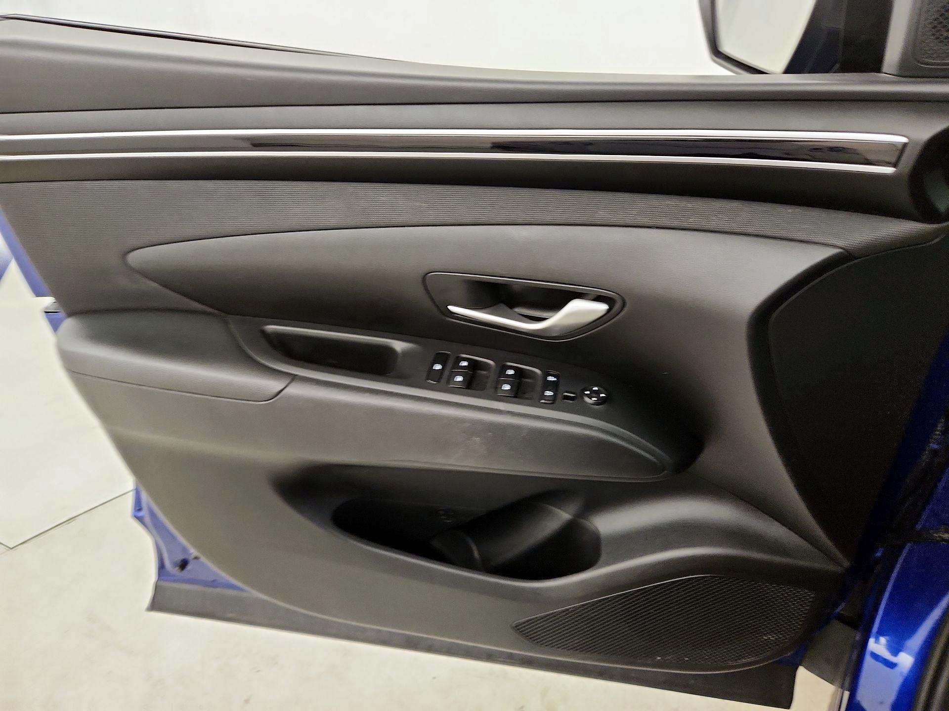 Thumbnail: 2023 Hyundai Tucson - 12